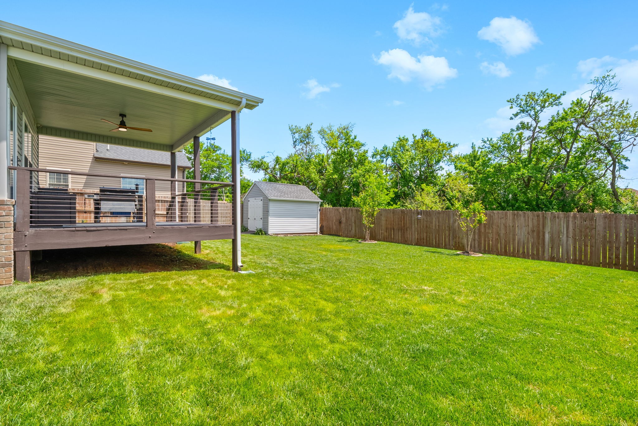 Clarksville, Tennessee 37040, United States, 4 Bedrooms Bedrooms, ,3 BathroomsBathrooms,Residential,Pending,125410