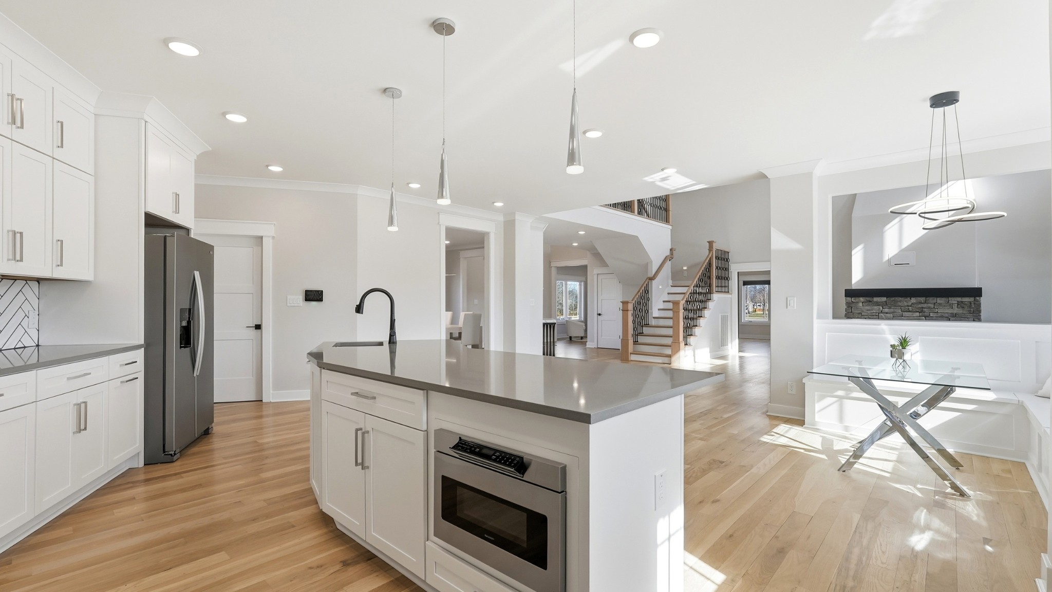 Clarksville, Tennessee, 37043, United States, 5 Bedrooms Bedrooms, ,5 BathroomsBathrooms,Residential,Active,2019139