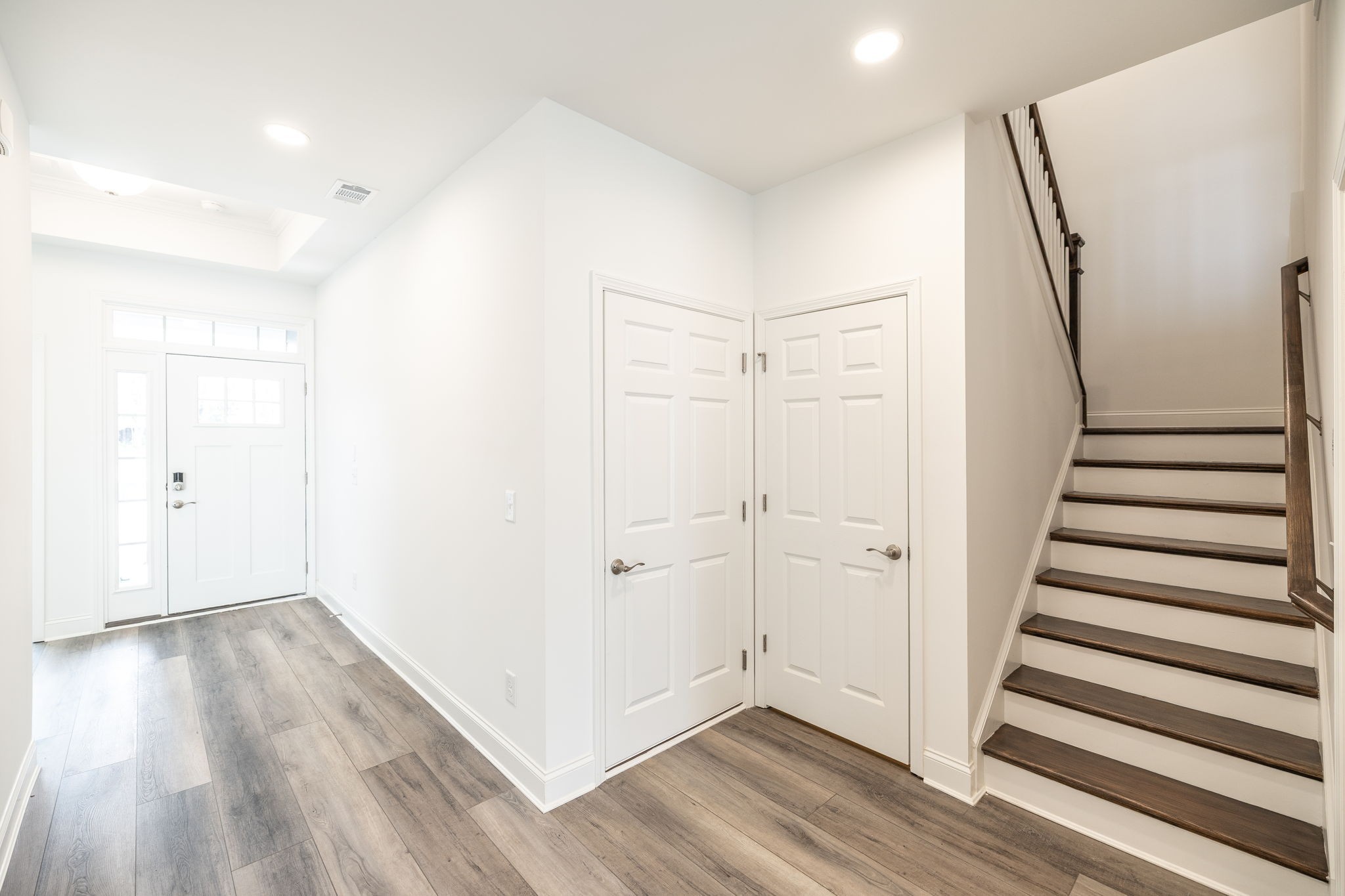 221 Crown Gardens Court