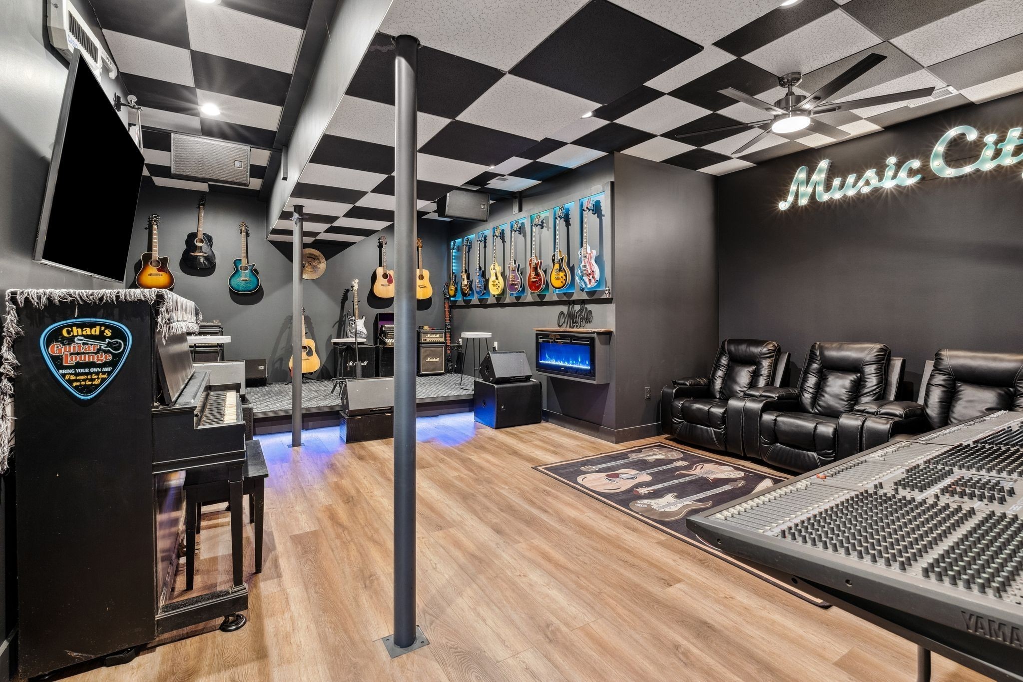 741 Saundersville Ferry Rd