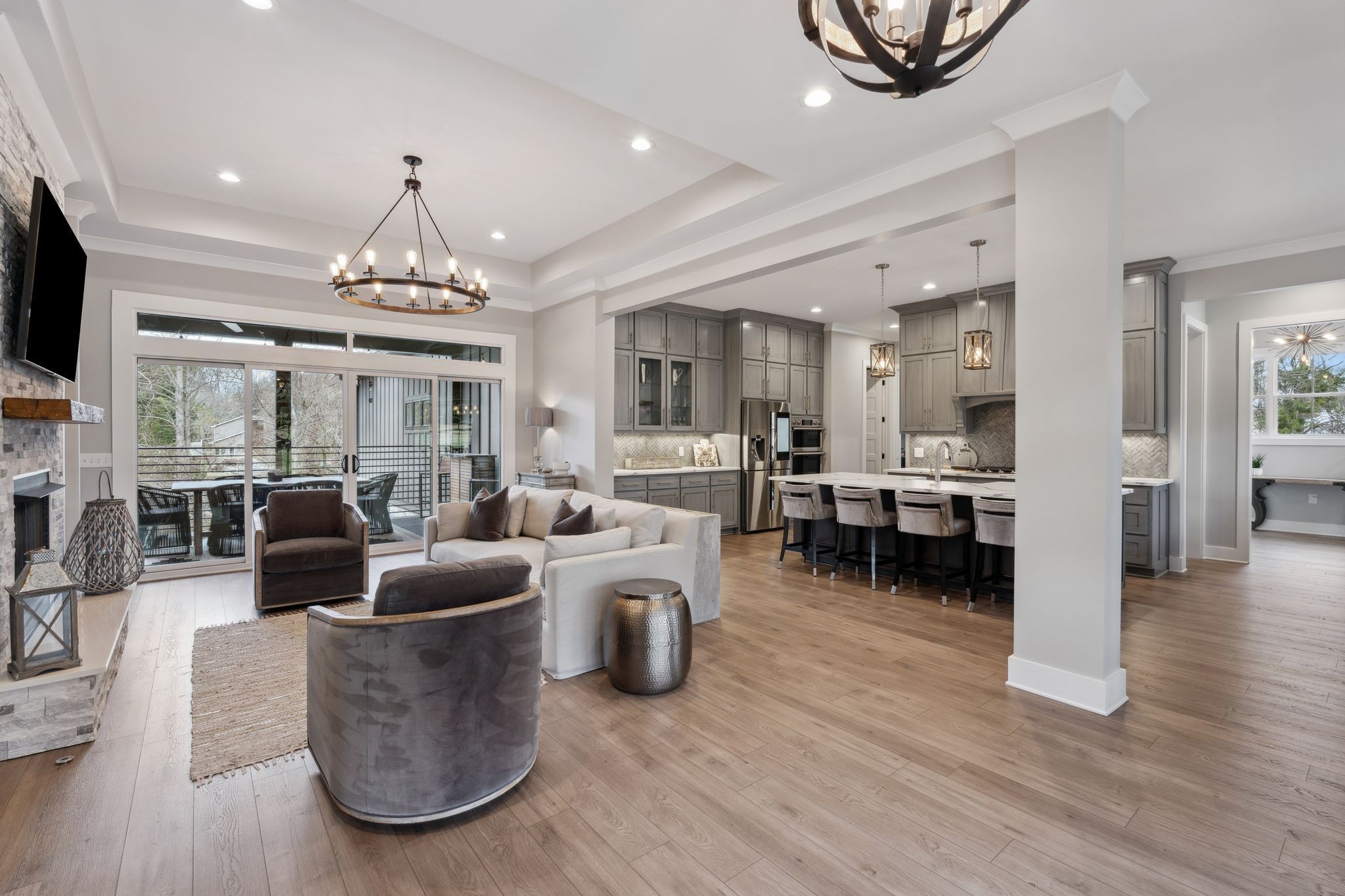 741 Saundersville Ferry Rd