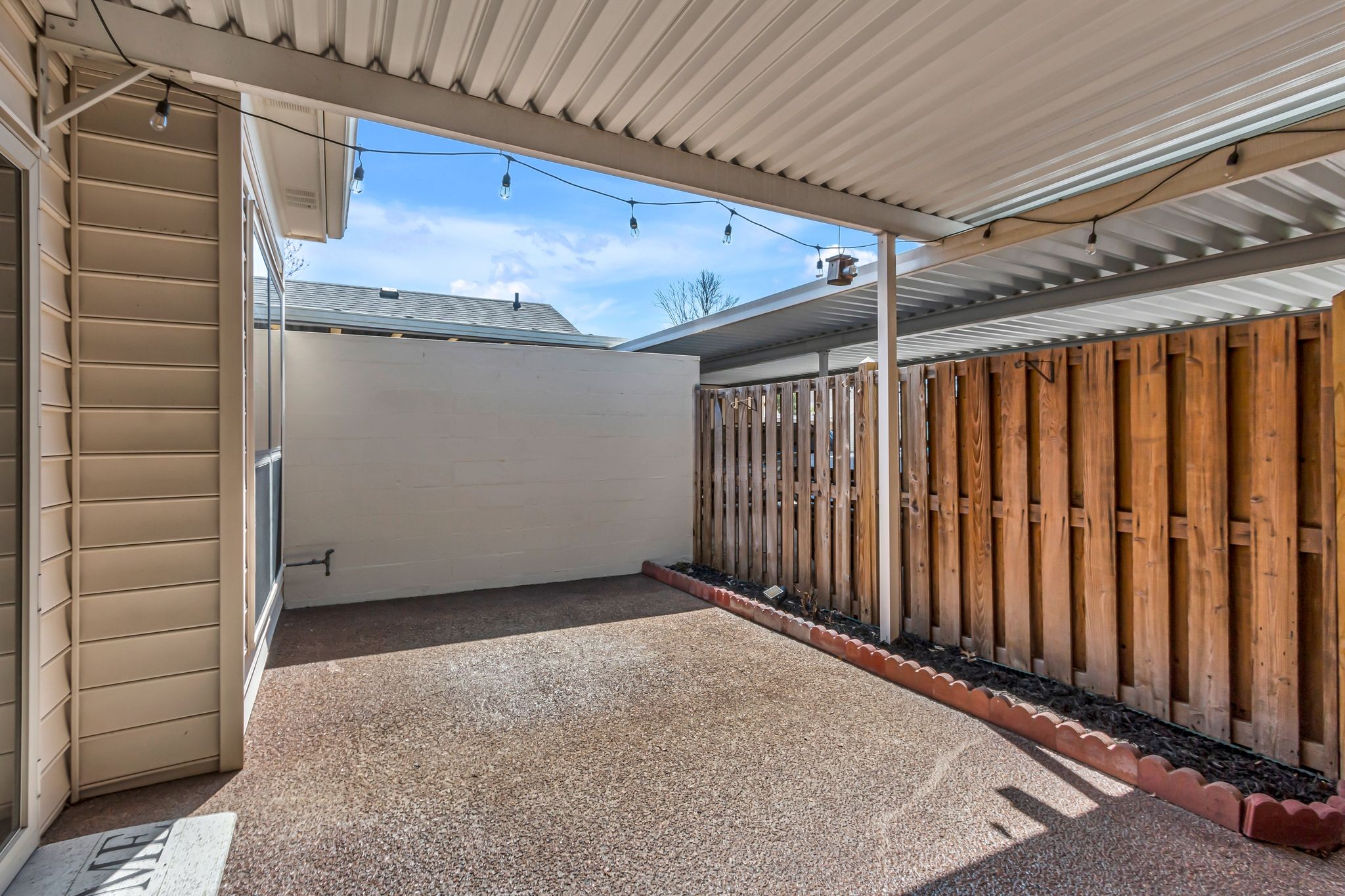 Franklin, Tennessee 37067, United States, 4 Bedrooms Bedrooms, ,2 BathroomsBathrooms,Residential,Pending,102617