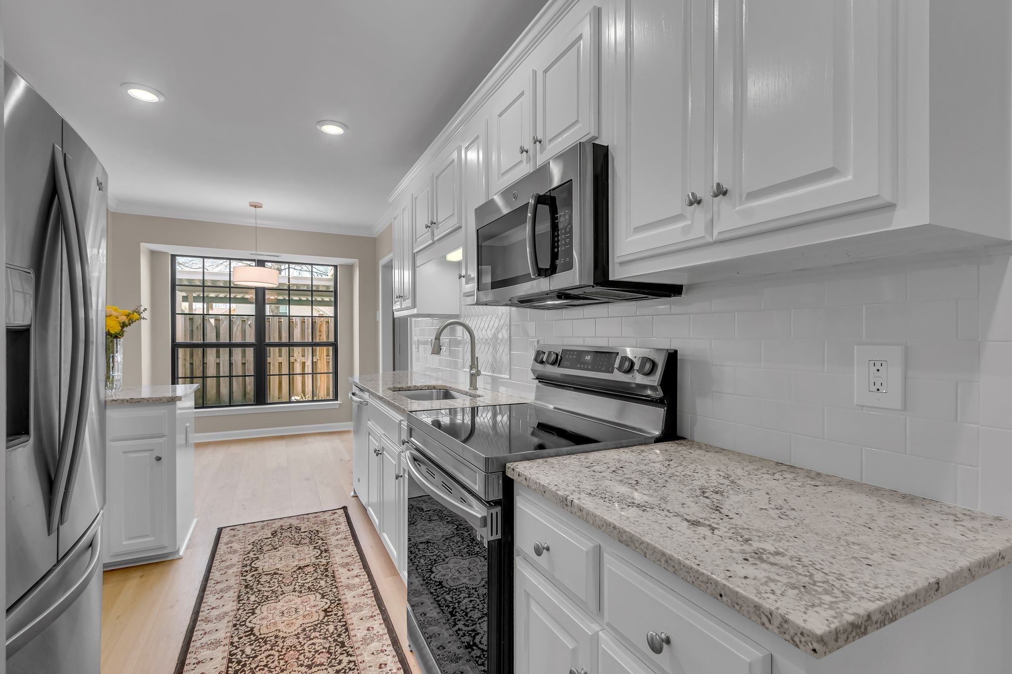 Franklin, Tennessee 37067, United States, 4 Bedrooms Bedrooms, ,2 BathroomsBathrooms,Residential,Pending,102617