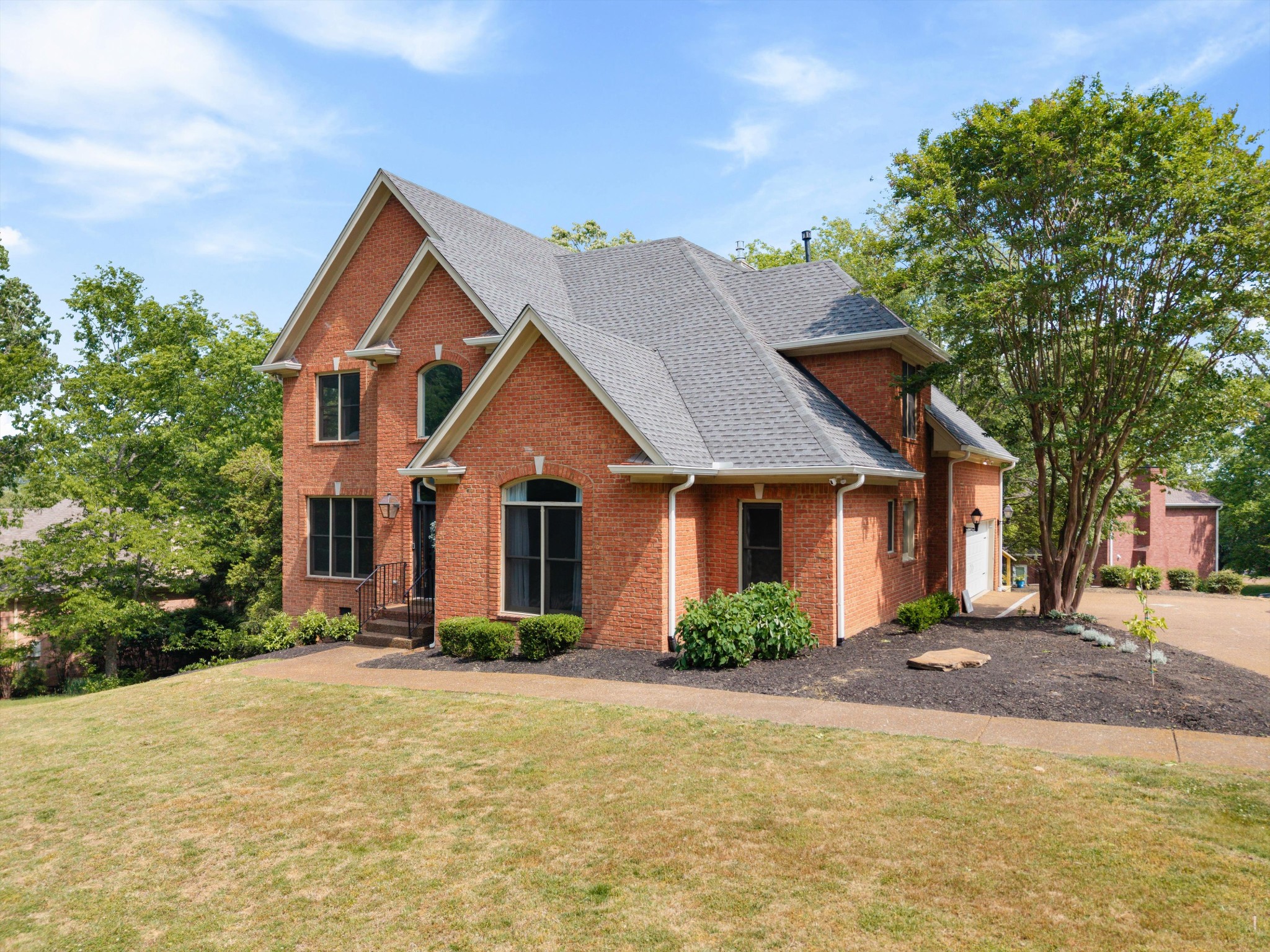 7061 Willowick Dr