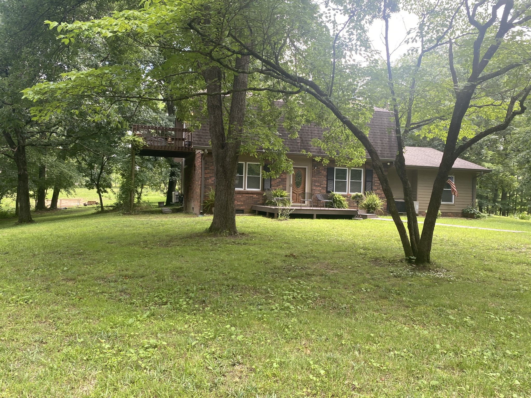 3240 Valley View Ct
