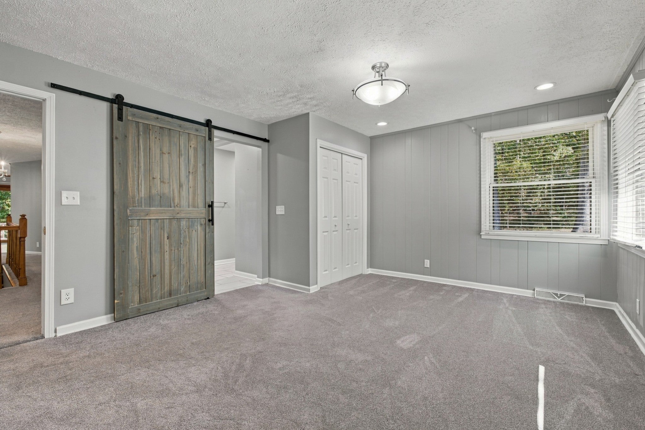 105 Baker St