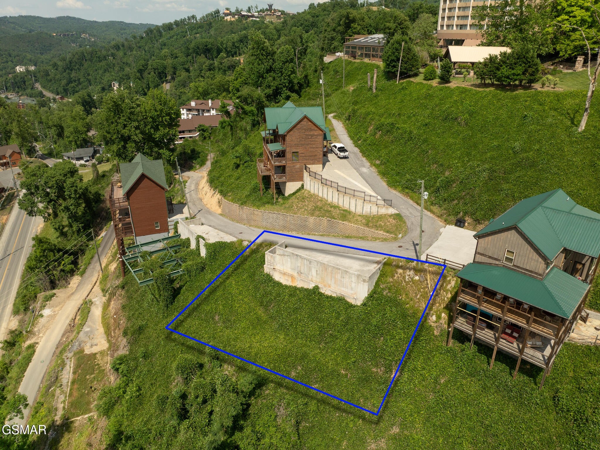 748 Widows Knob Road