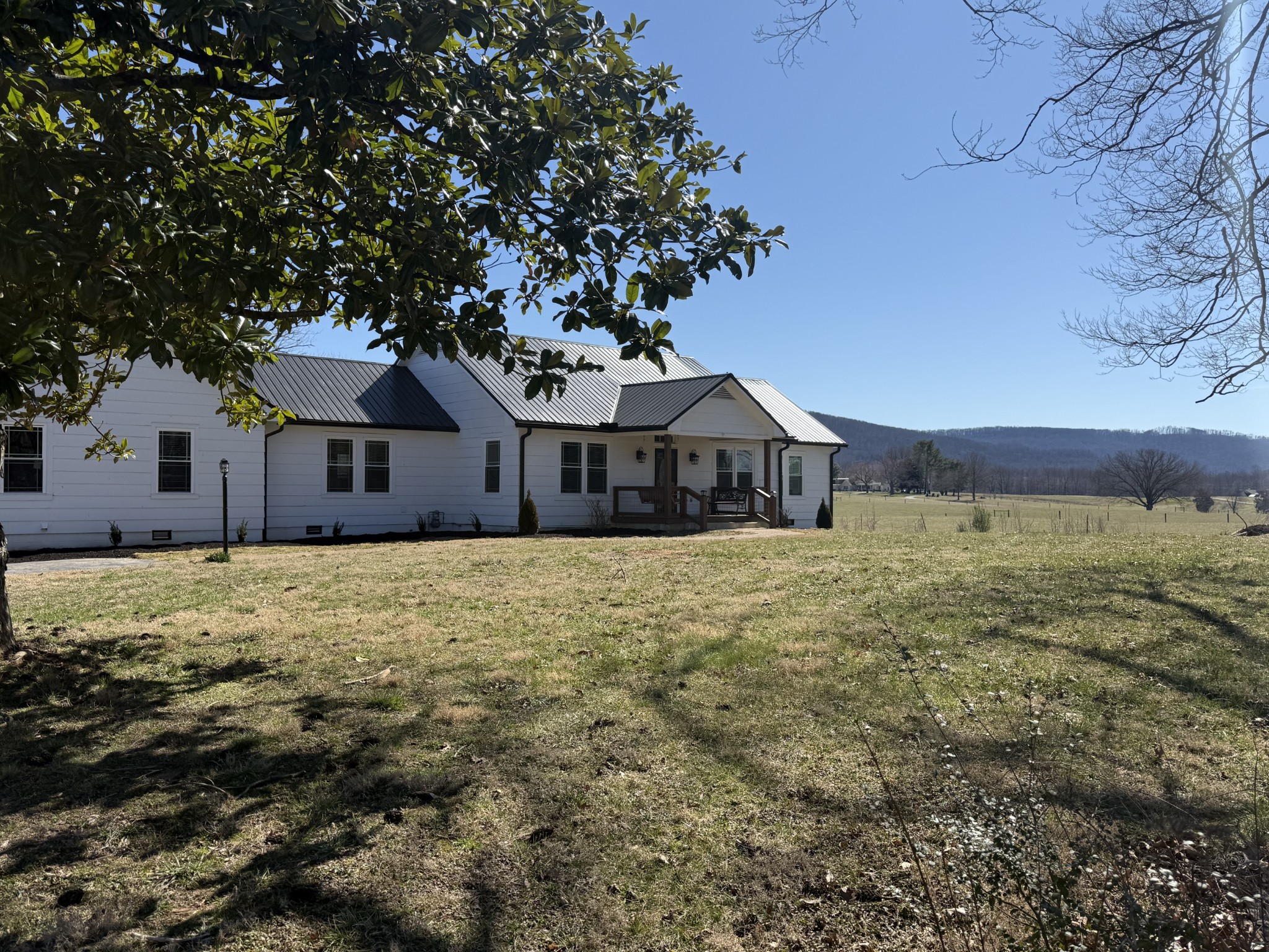 415 Viola Rd