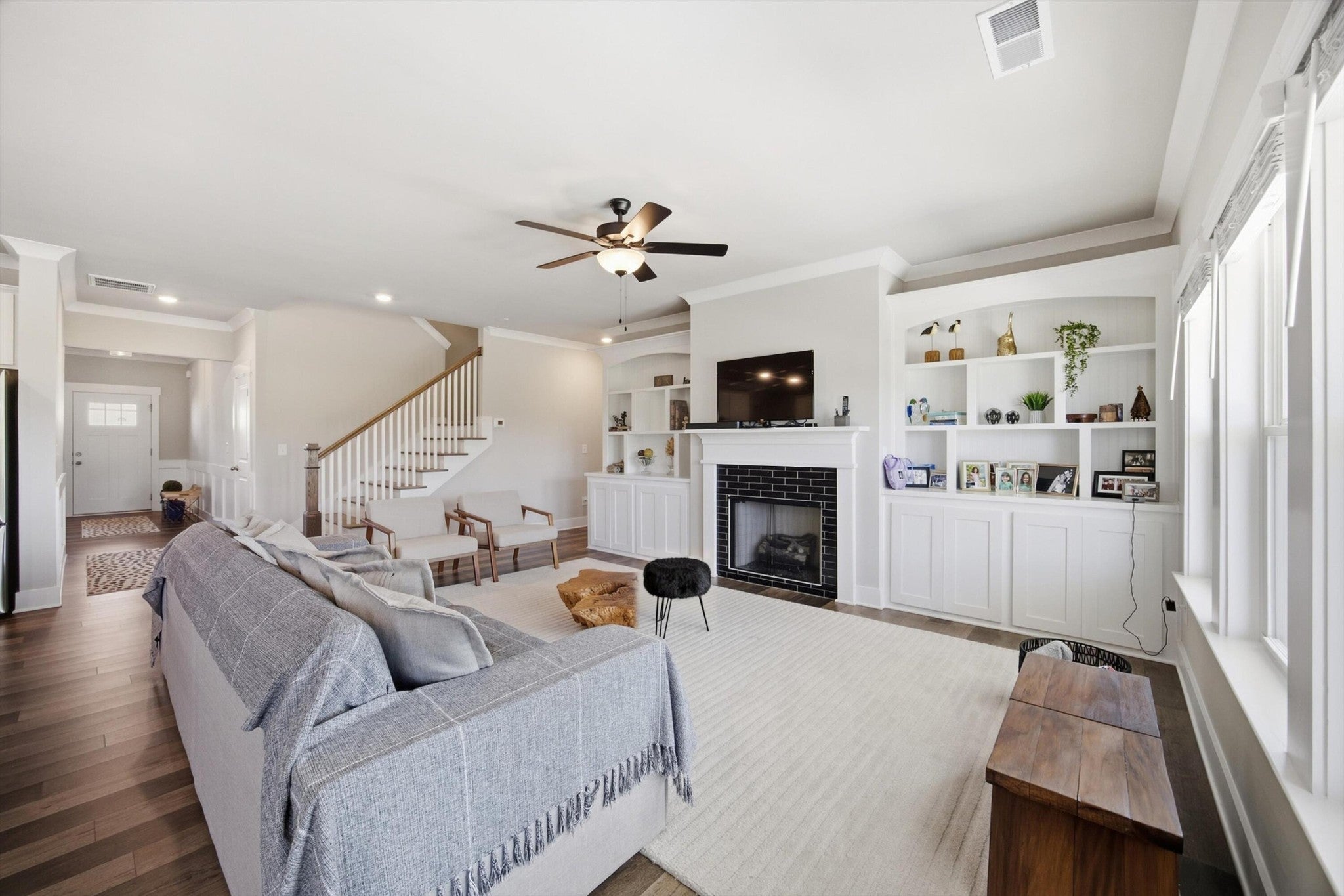 2110 Firelight Way