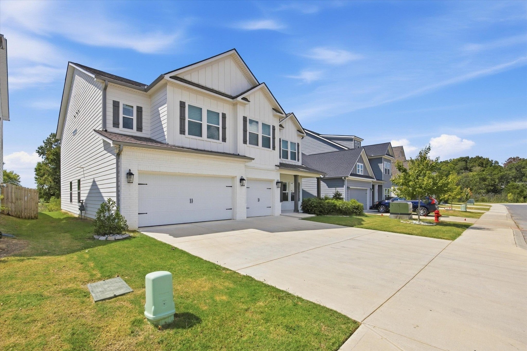 2110 Firelight Way