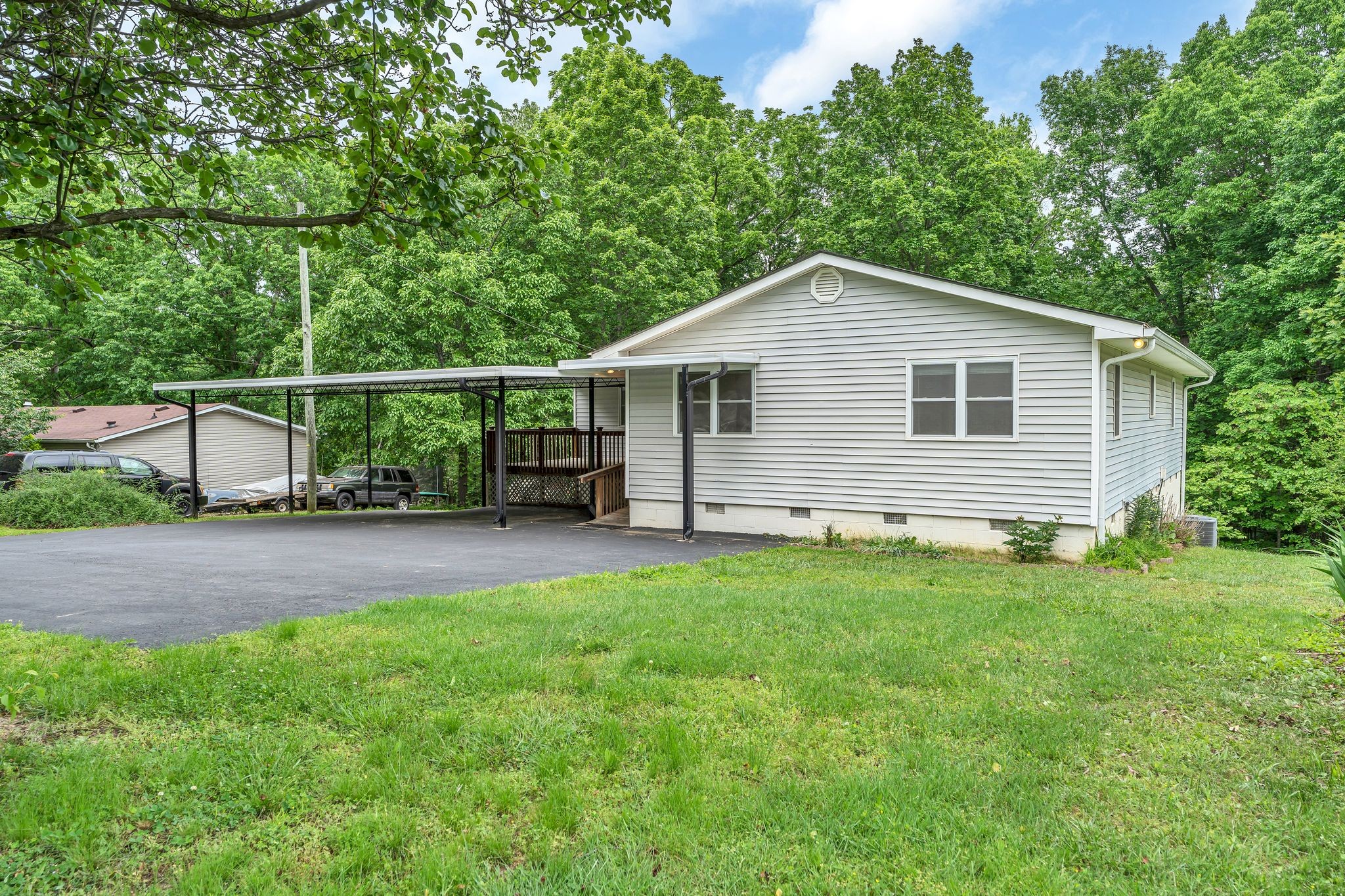 2449 Timber Trail Rd
