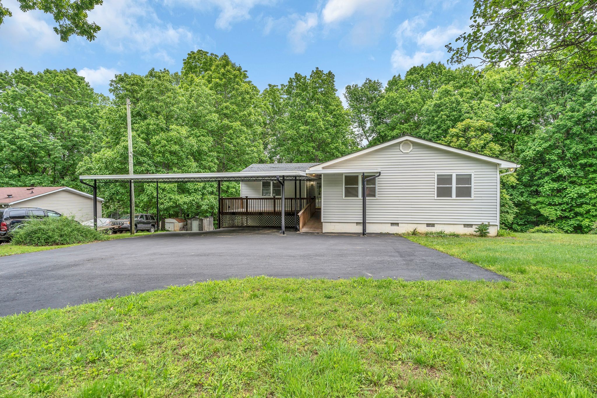 2449 Timber Trail Rd