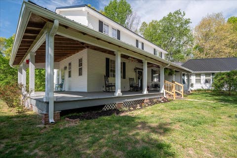 Photo of 226 Nash Rd, Summertown, TN 38483 (MLS # 3312418)
