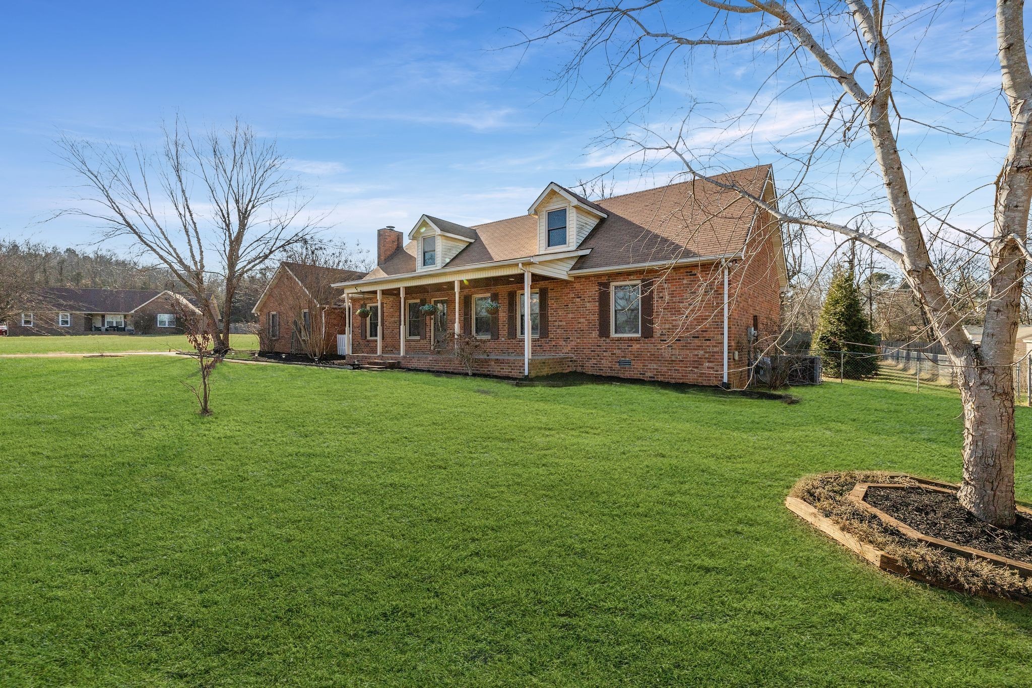 178 Elizabeth Dr