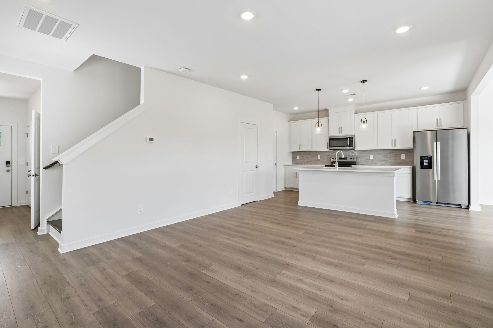 2102 Craven Pl