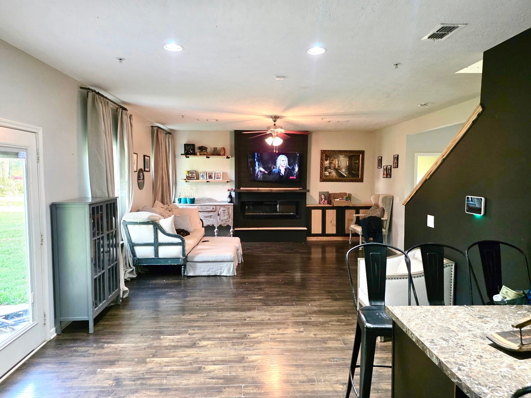 802 Silverhill Dr