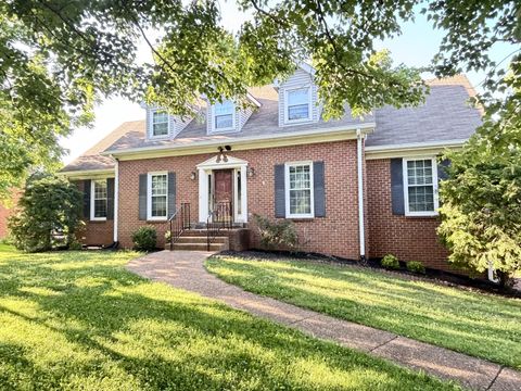 1124 Oak Creek Dr Nolensville TN 37135