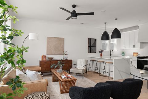 Photo of 1710 Carvell Ave, Nashville, TN 37203 (MLS # 3039127)