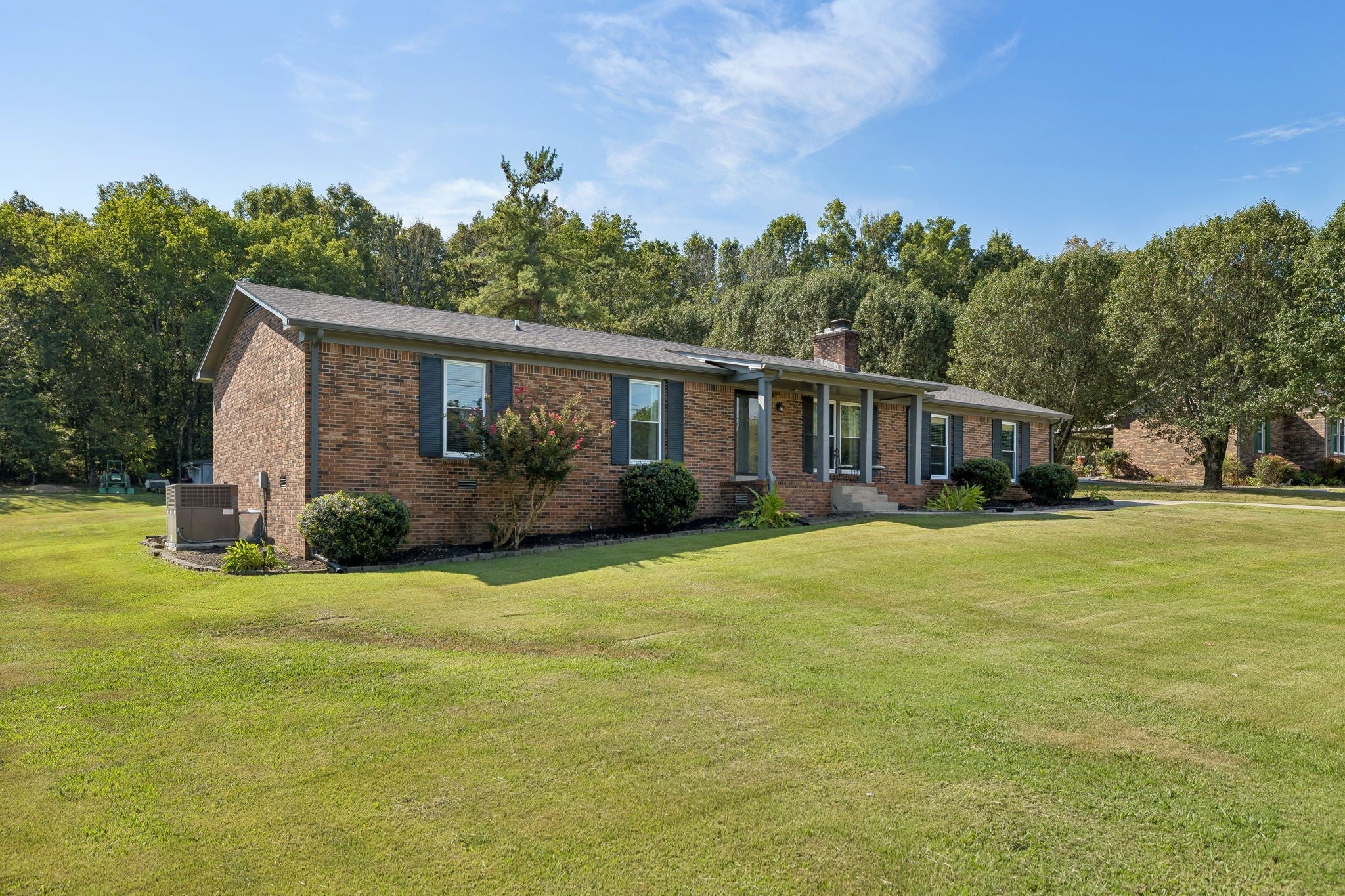 110 Moss Glen Rd