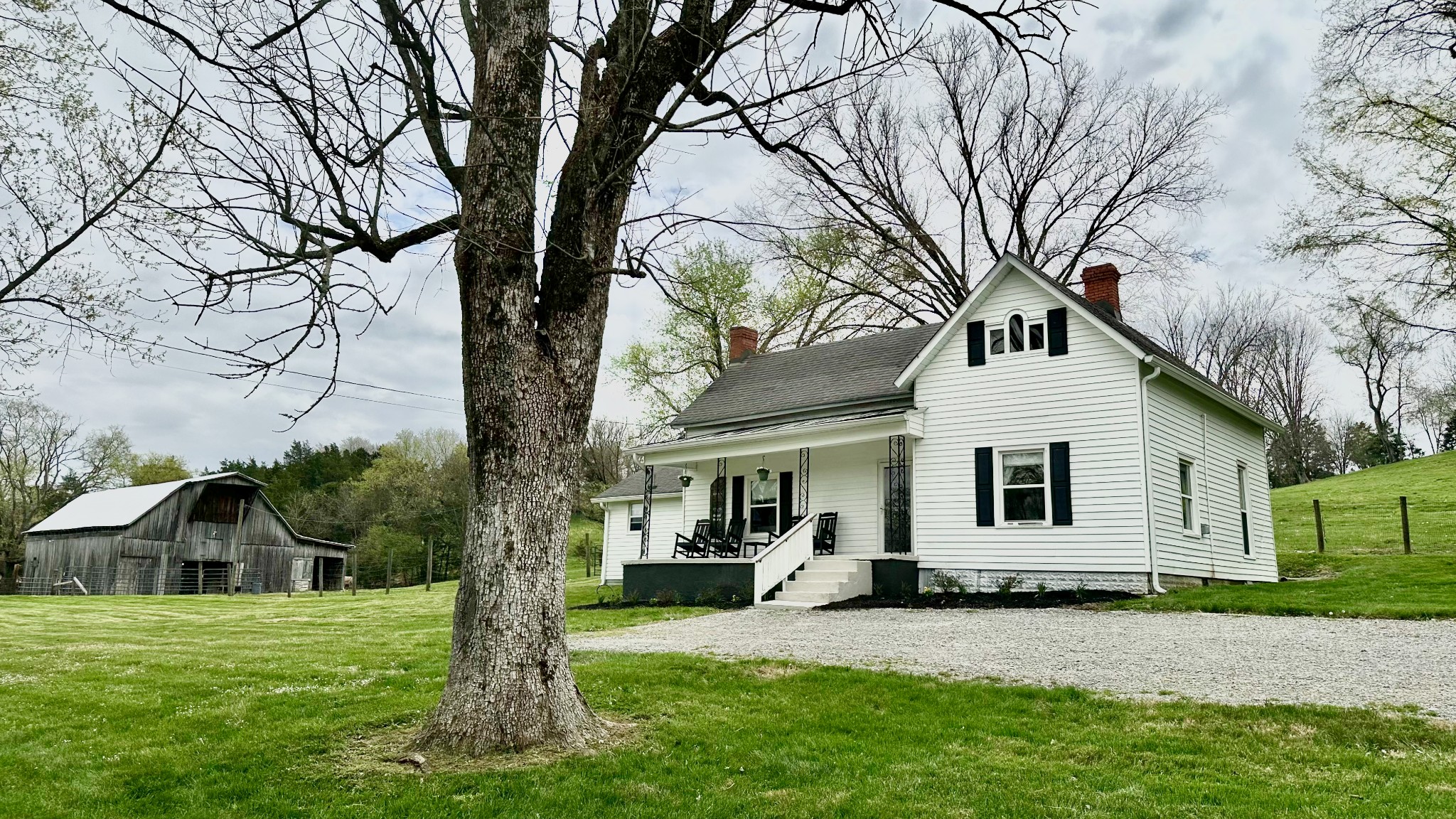 546 W Old Alexandria Rd