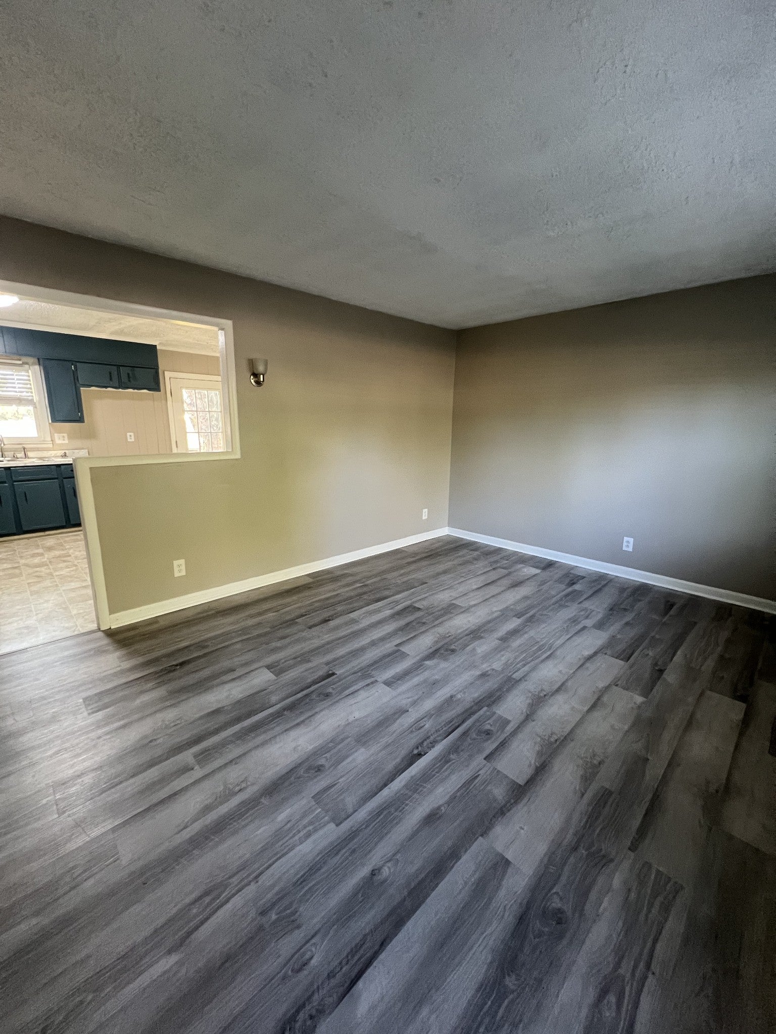 267 Royal Dr