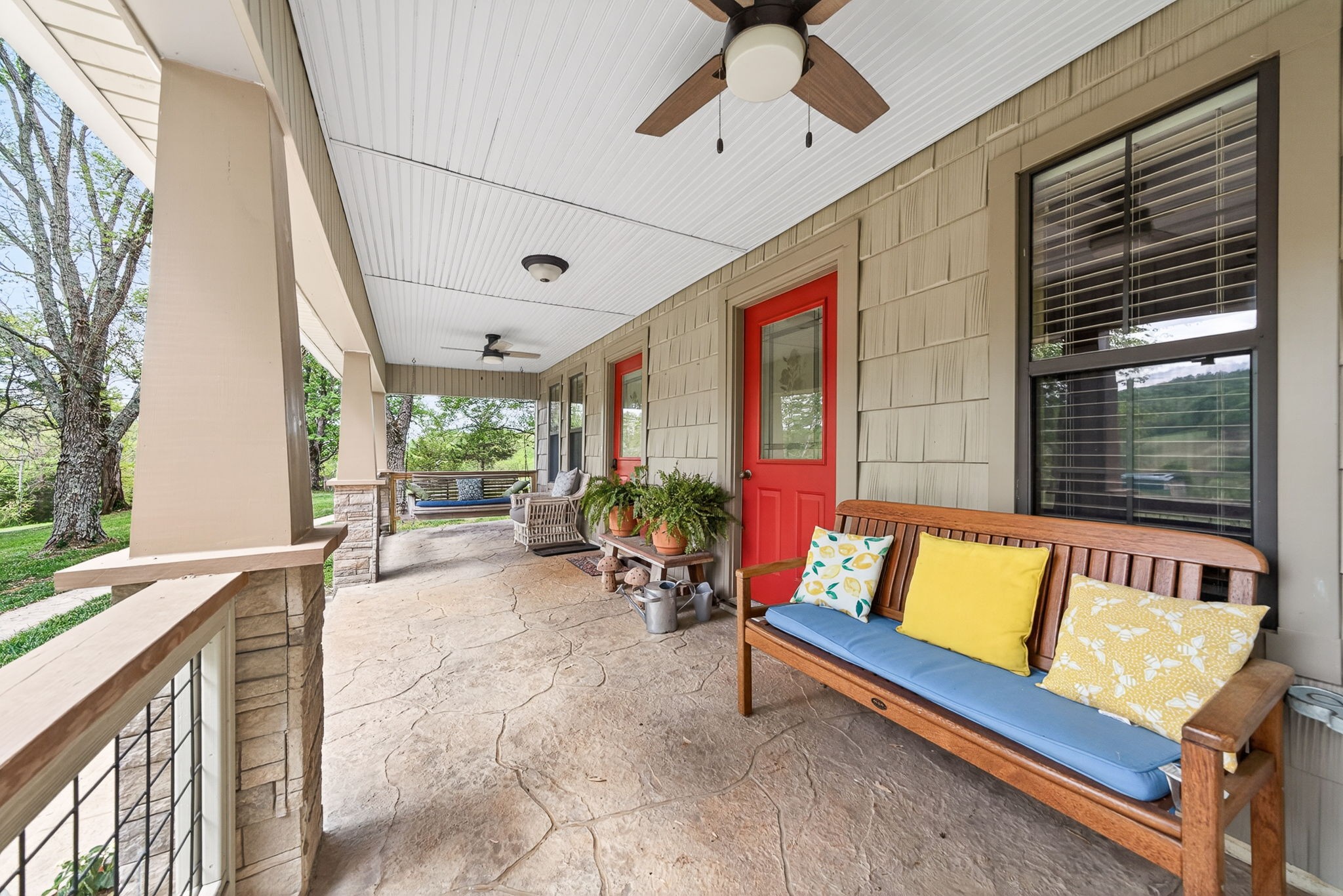 7400 Franks Ferry Rd