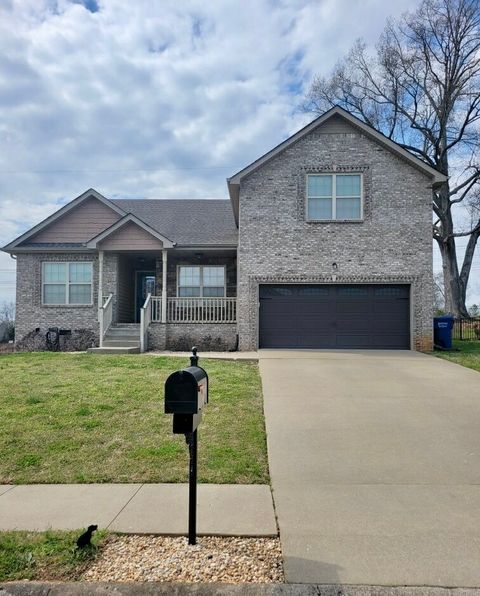 301 Ivy Bend Cir Clarksville TN 37043