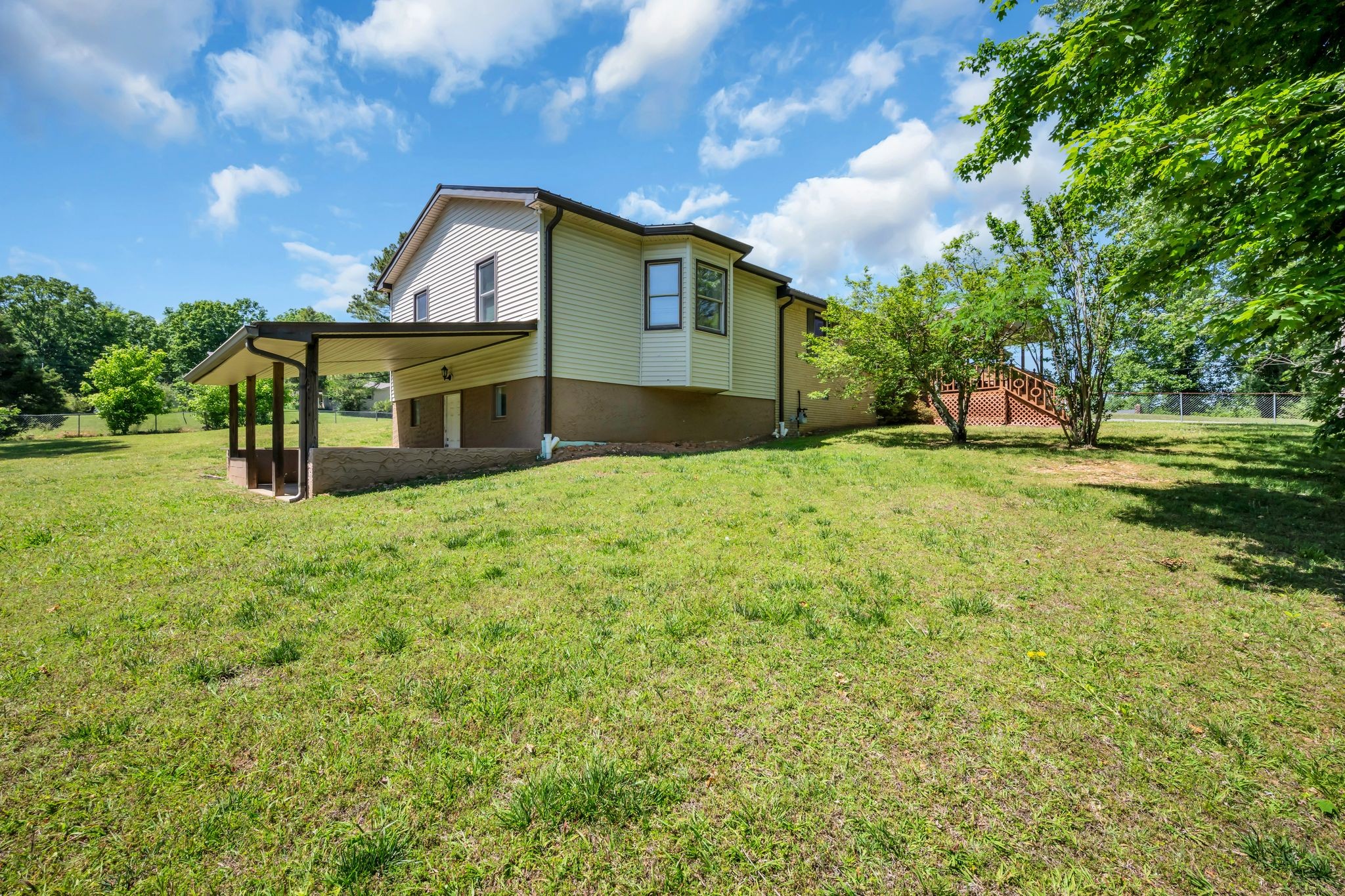 125 Lynn Ln