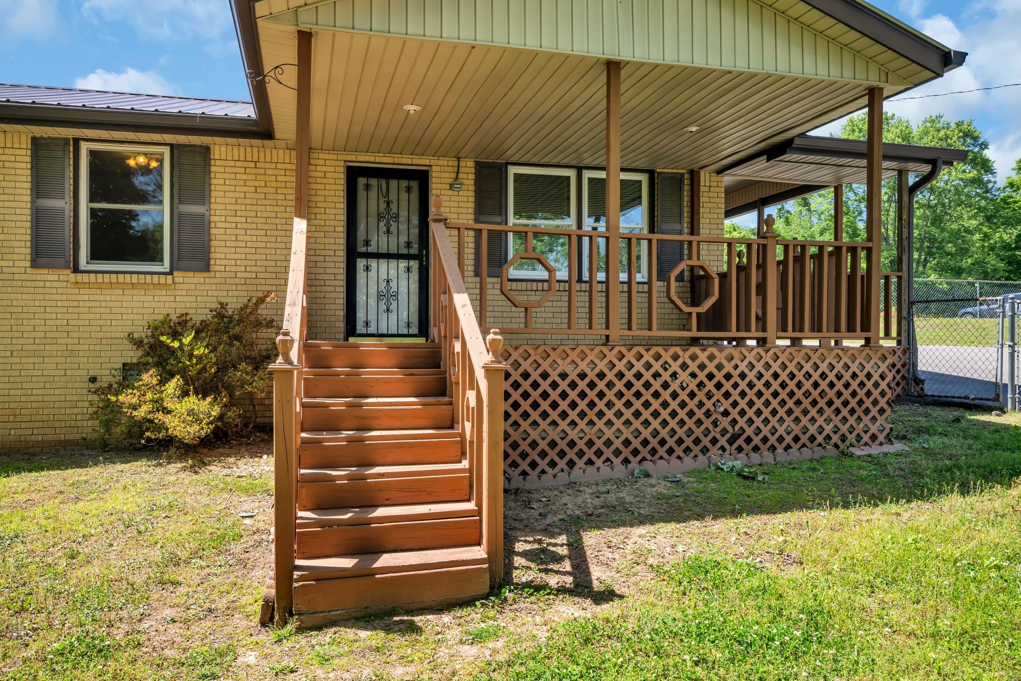 125 Lynn Ln