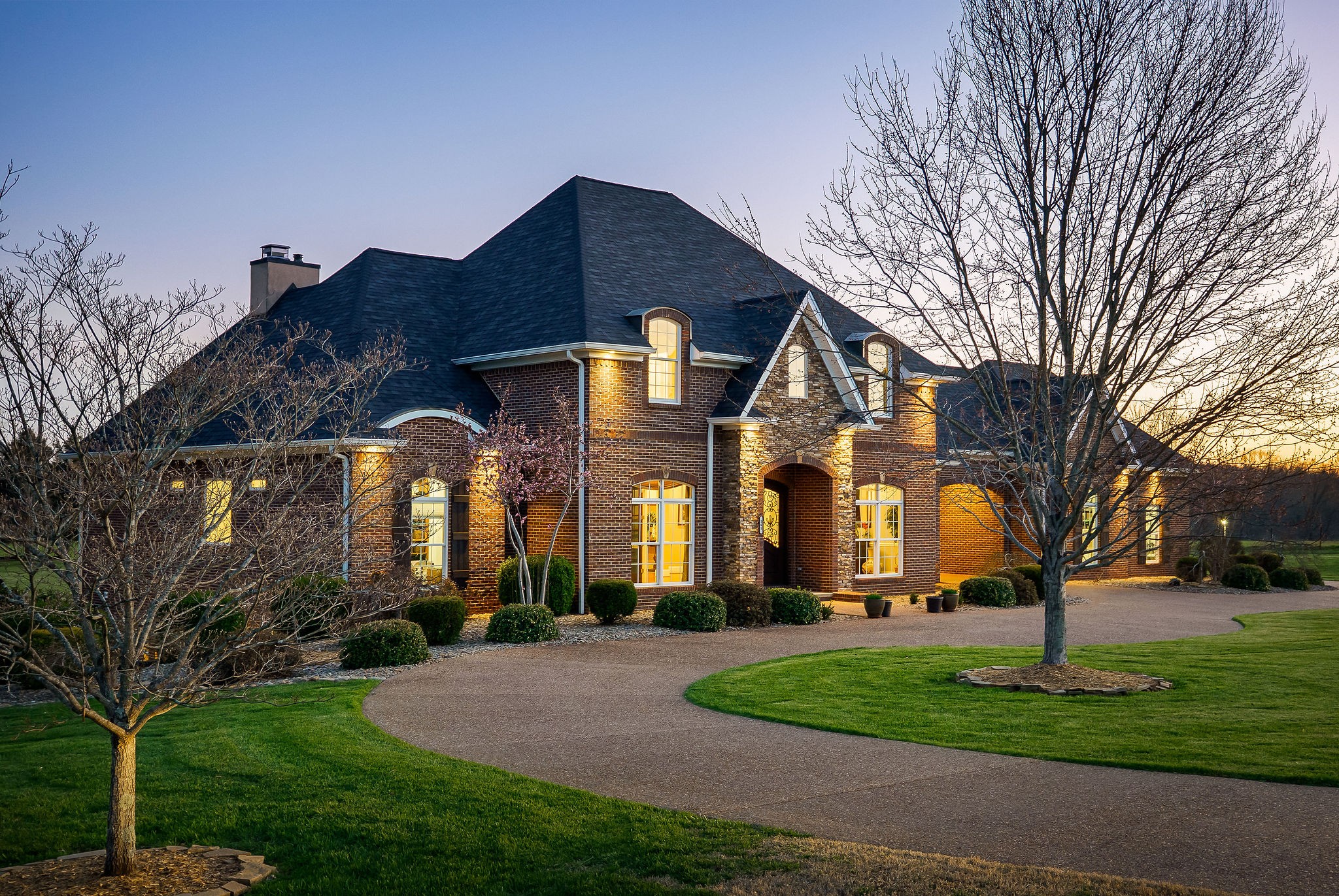 165 Southern Woods Ct