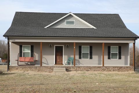 809 Hooper Rd Charlotte TN 37036