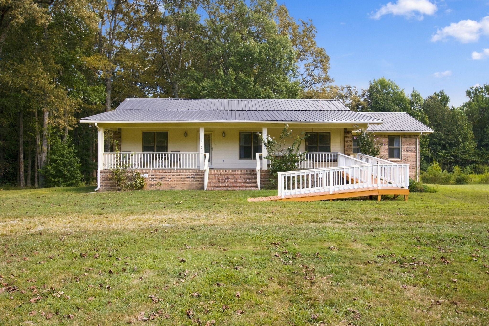 3245 Harpo Rd
