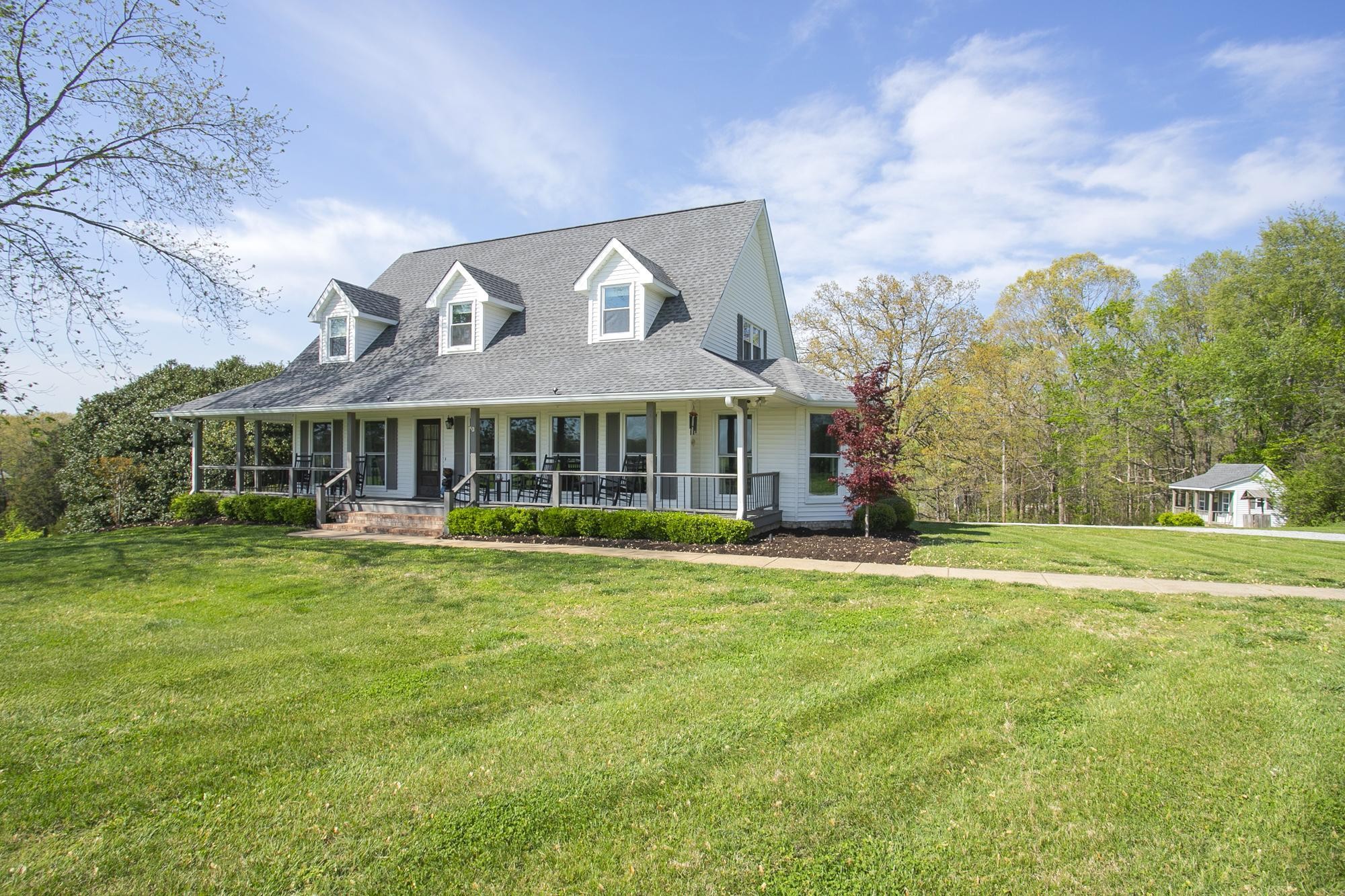 1043 Shelton Rd