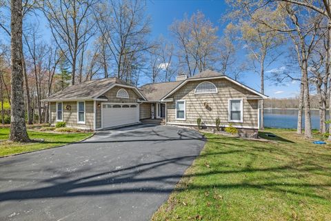 14 Dalton Ter Crossville TN 38558