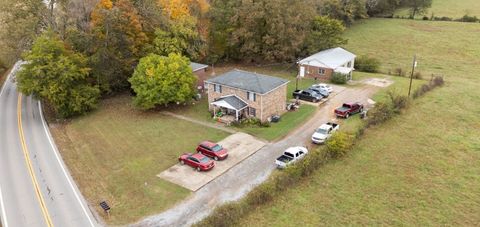 5608 Highway 48 N Dickson TN 37055
