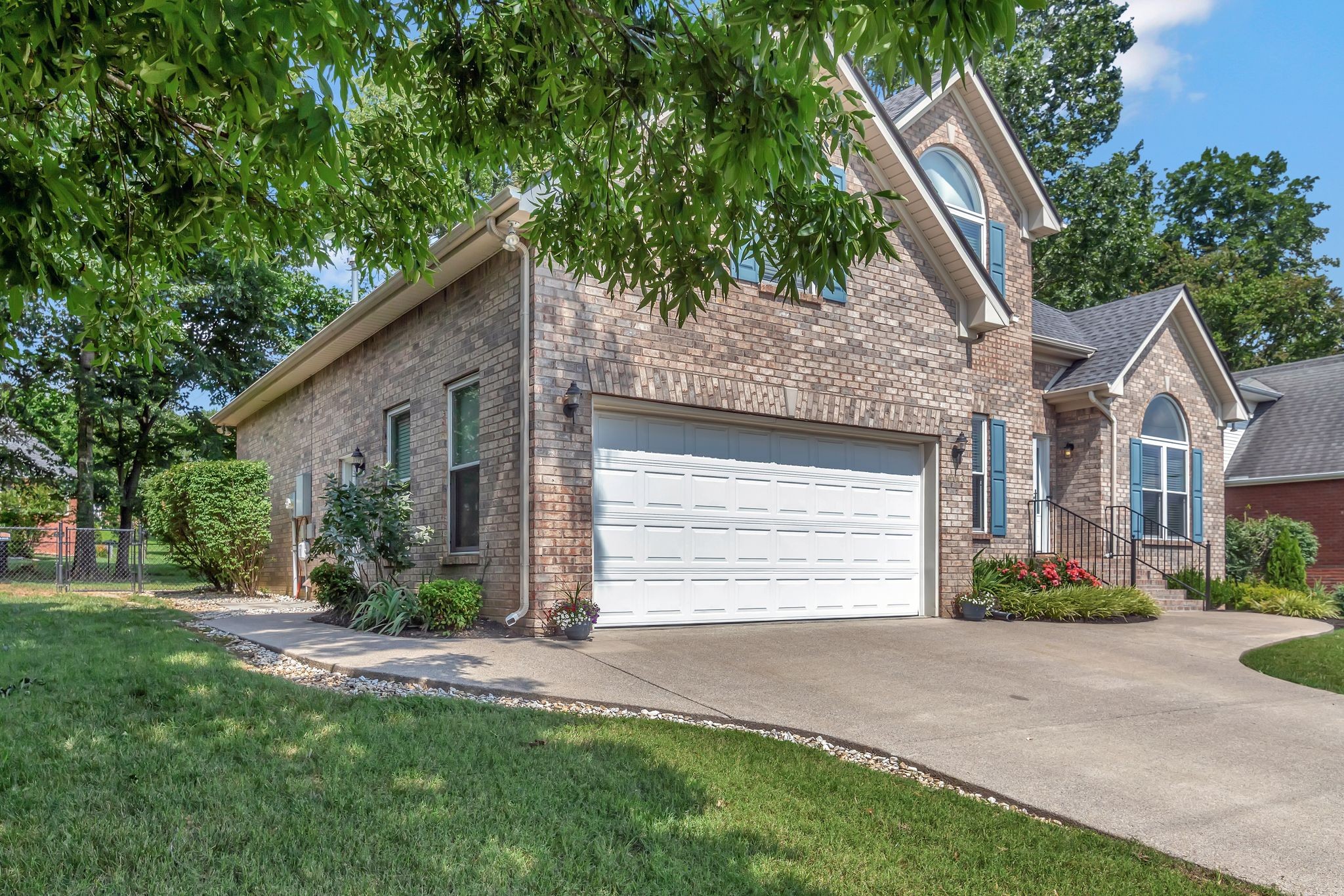 6018 Turning Leaf Dr