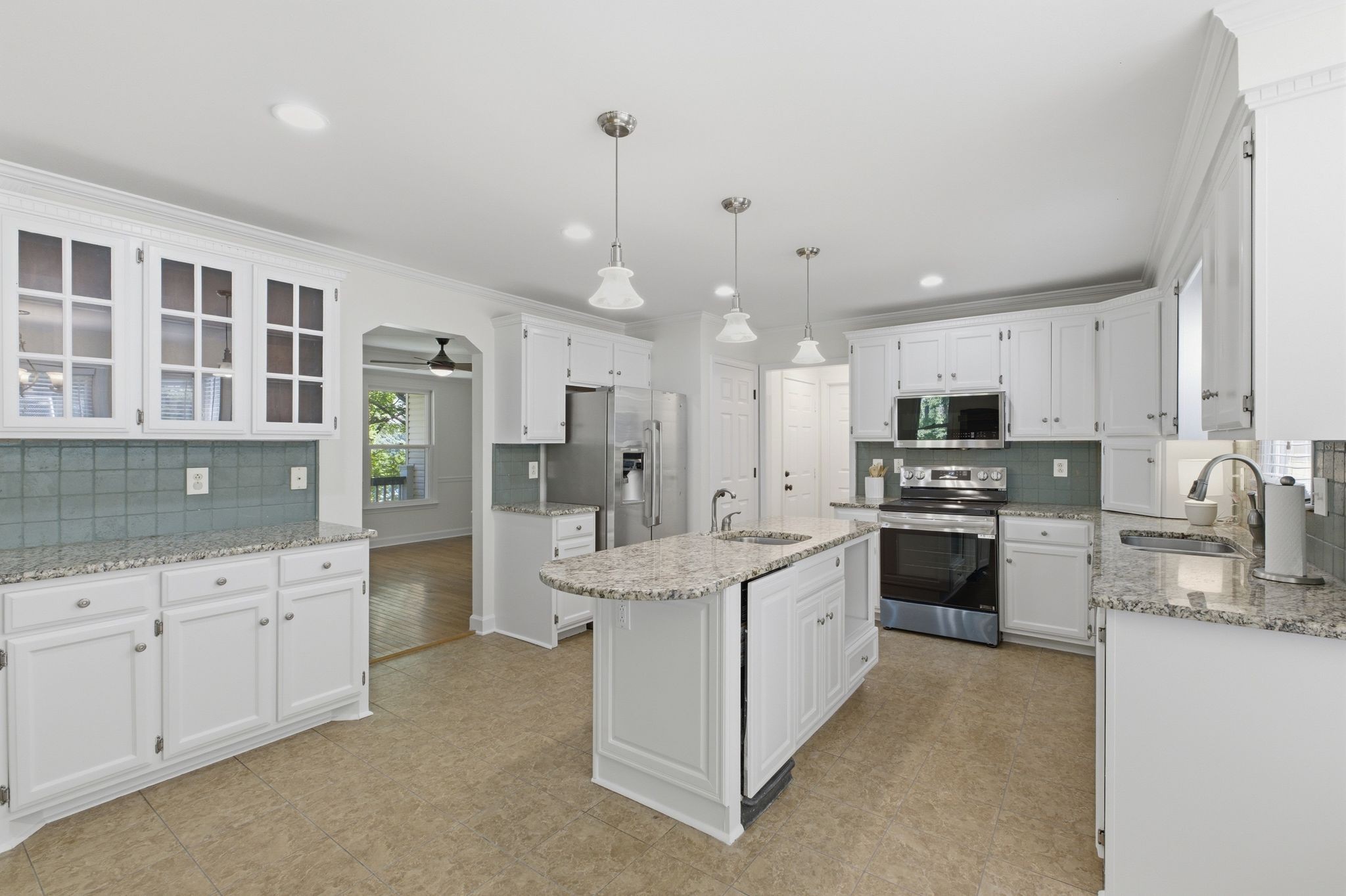 4405 Bagsby Ln, Franklin TN 37064 3-bed home, photo 10 of 30