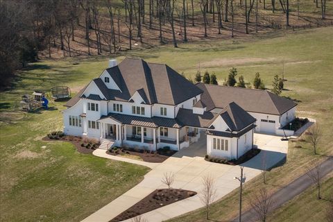 201 Palmer Cir Lebanon TN 37090