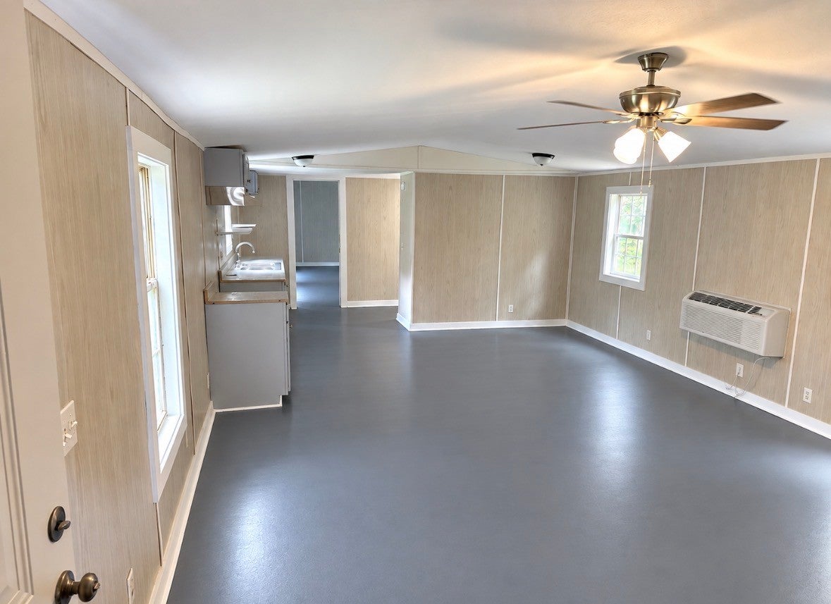212 Poplar Dr