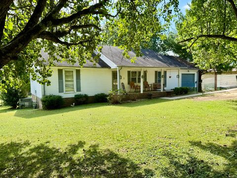 70 Woods Edge Rd Winchester TN 37398