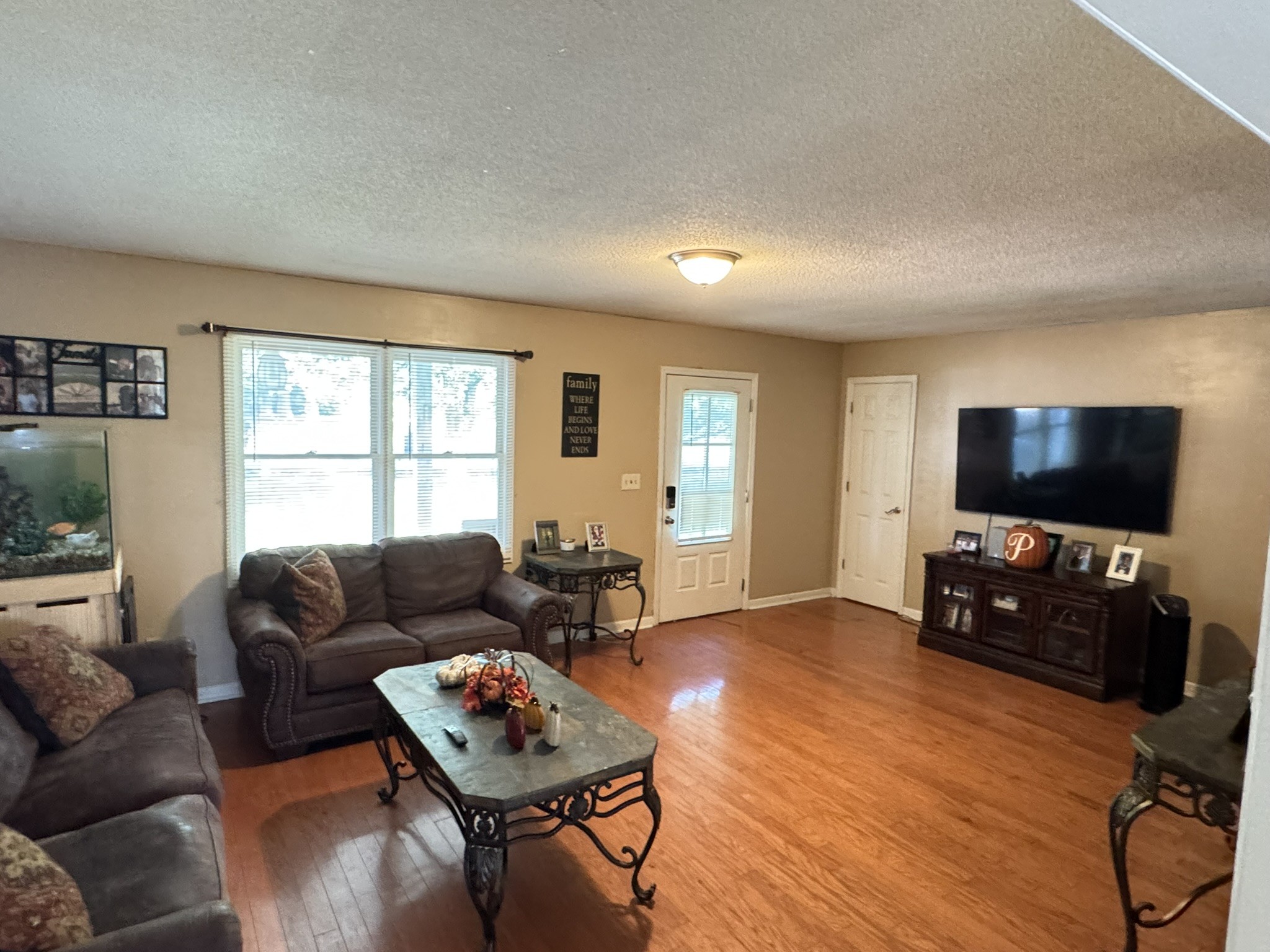 70 Woods Edge Rd