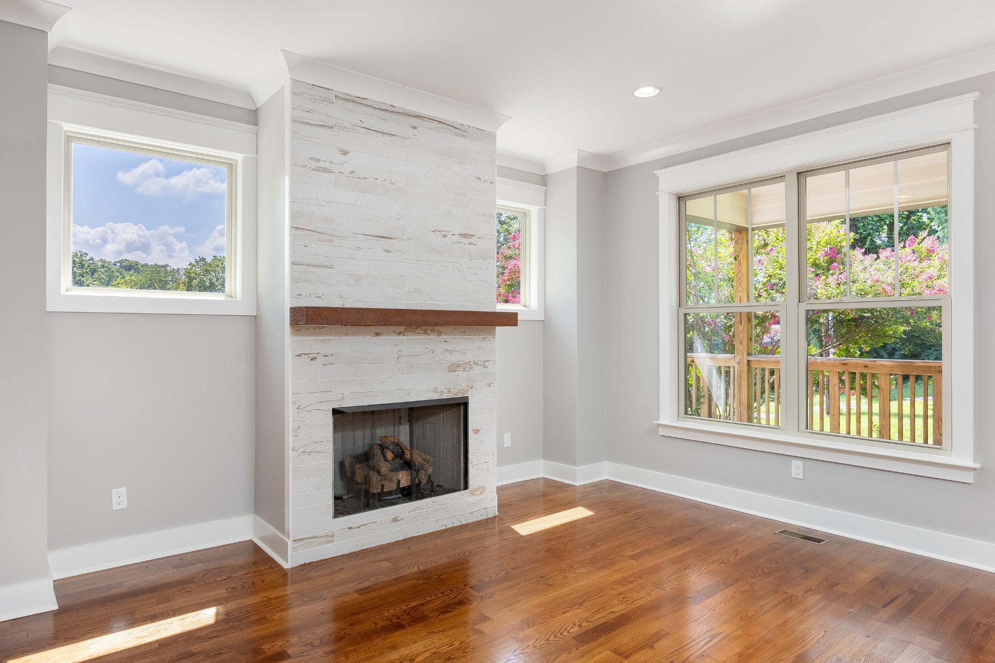 611 Alyse Way