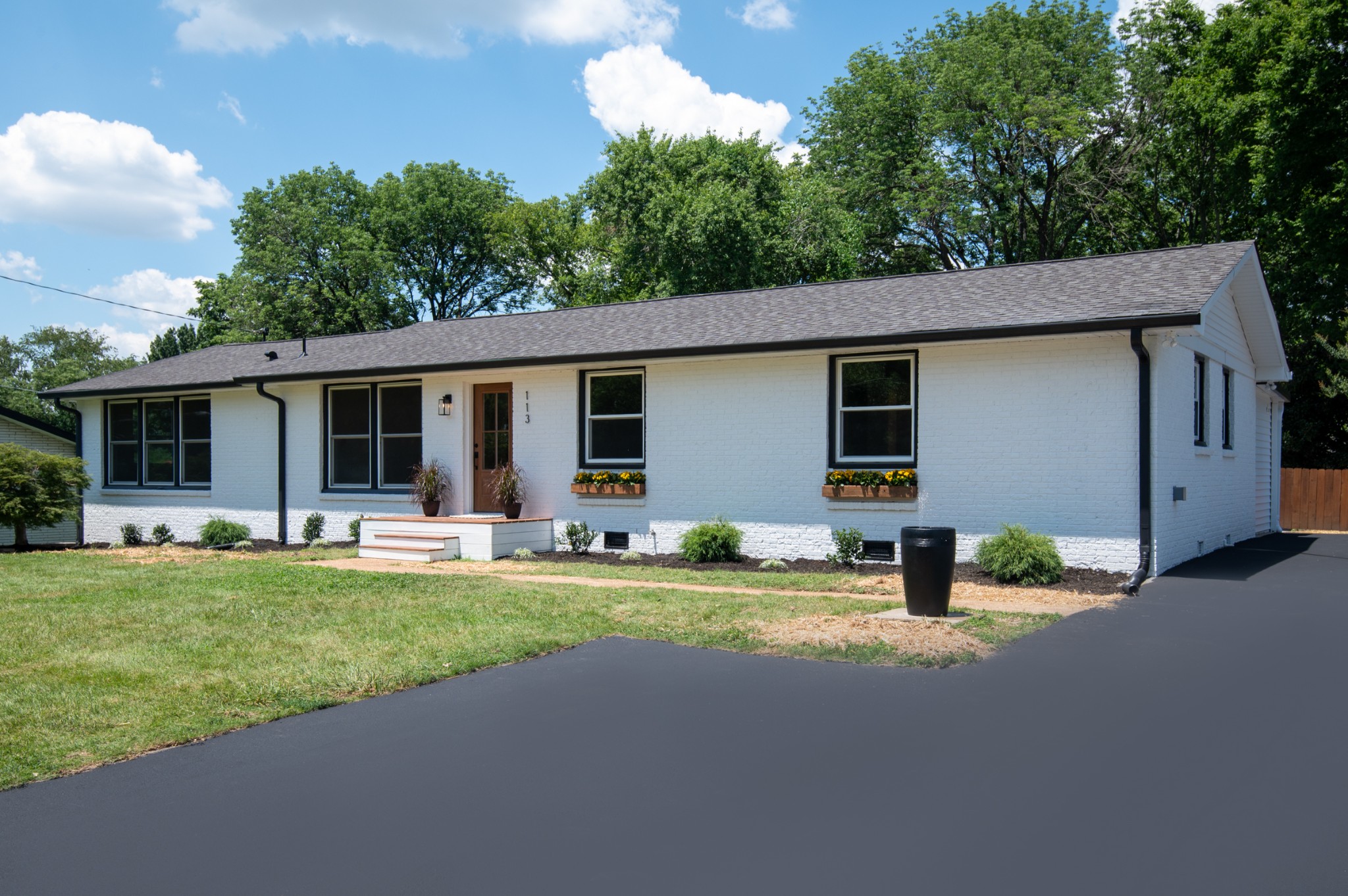 113 Melanie Dr