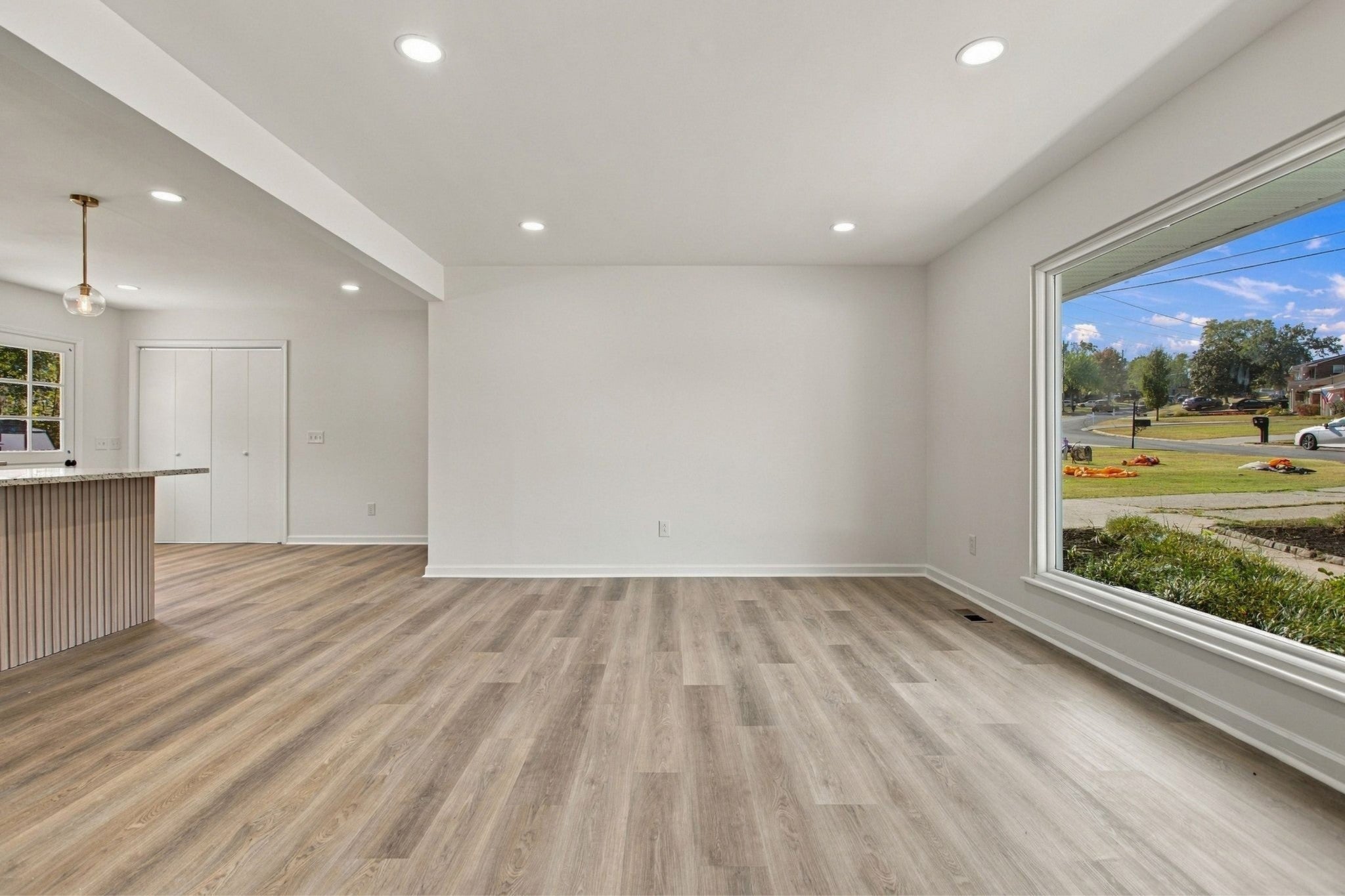 106 Cedarcrest Dr