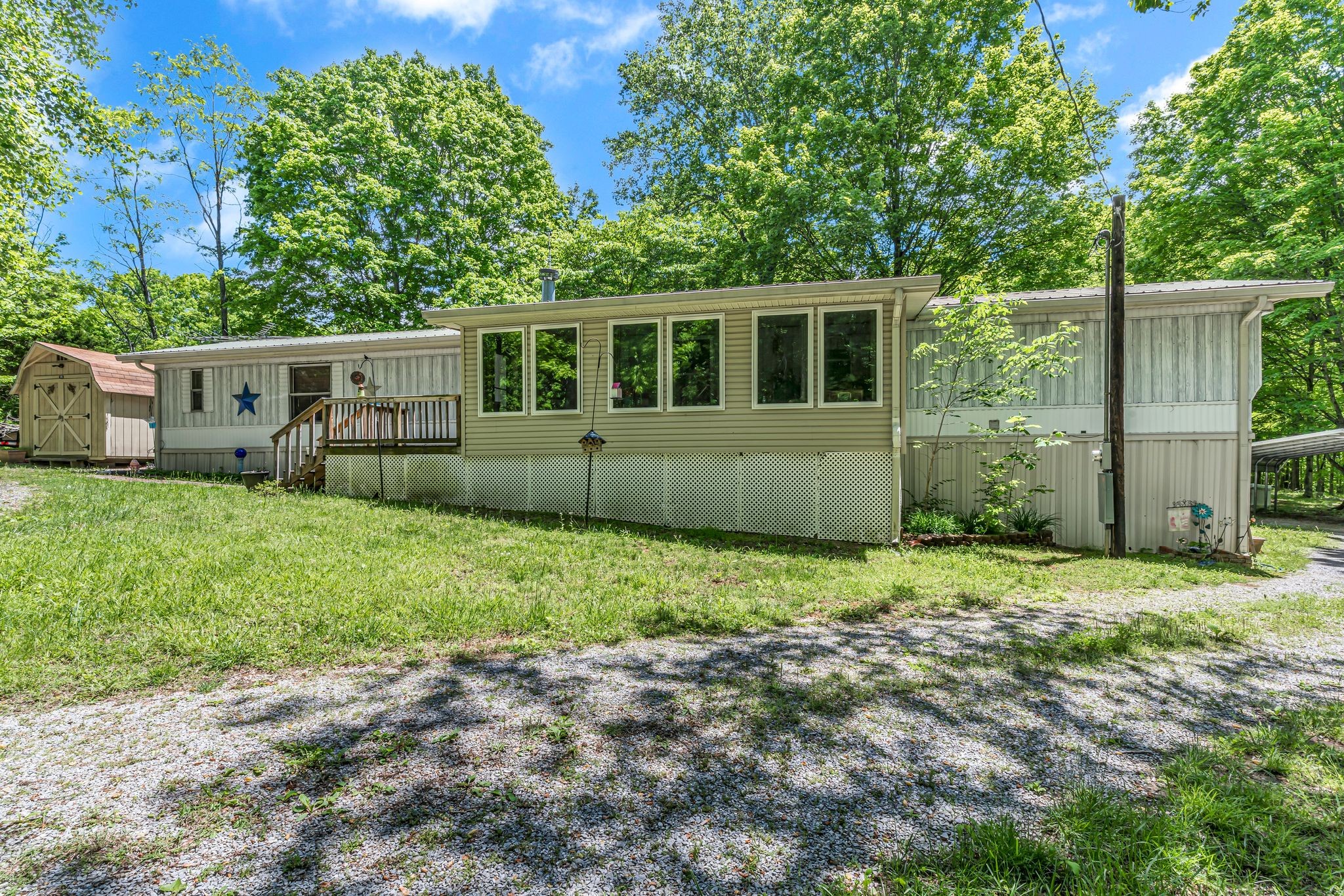 1441 Dividing Ridge Rd