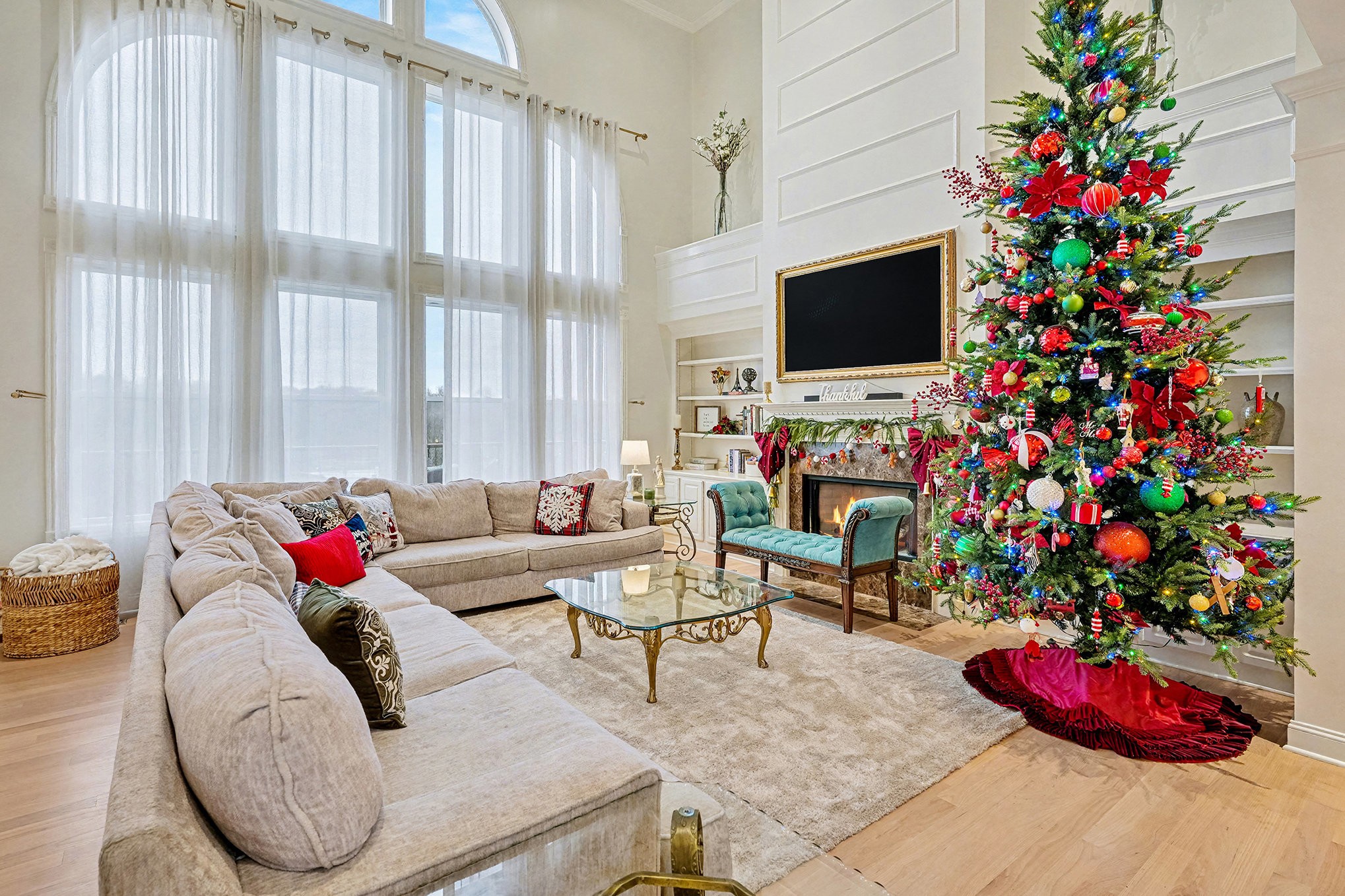 6876 Walnut Hills Dr