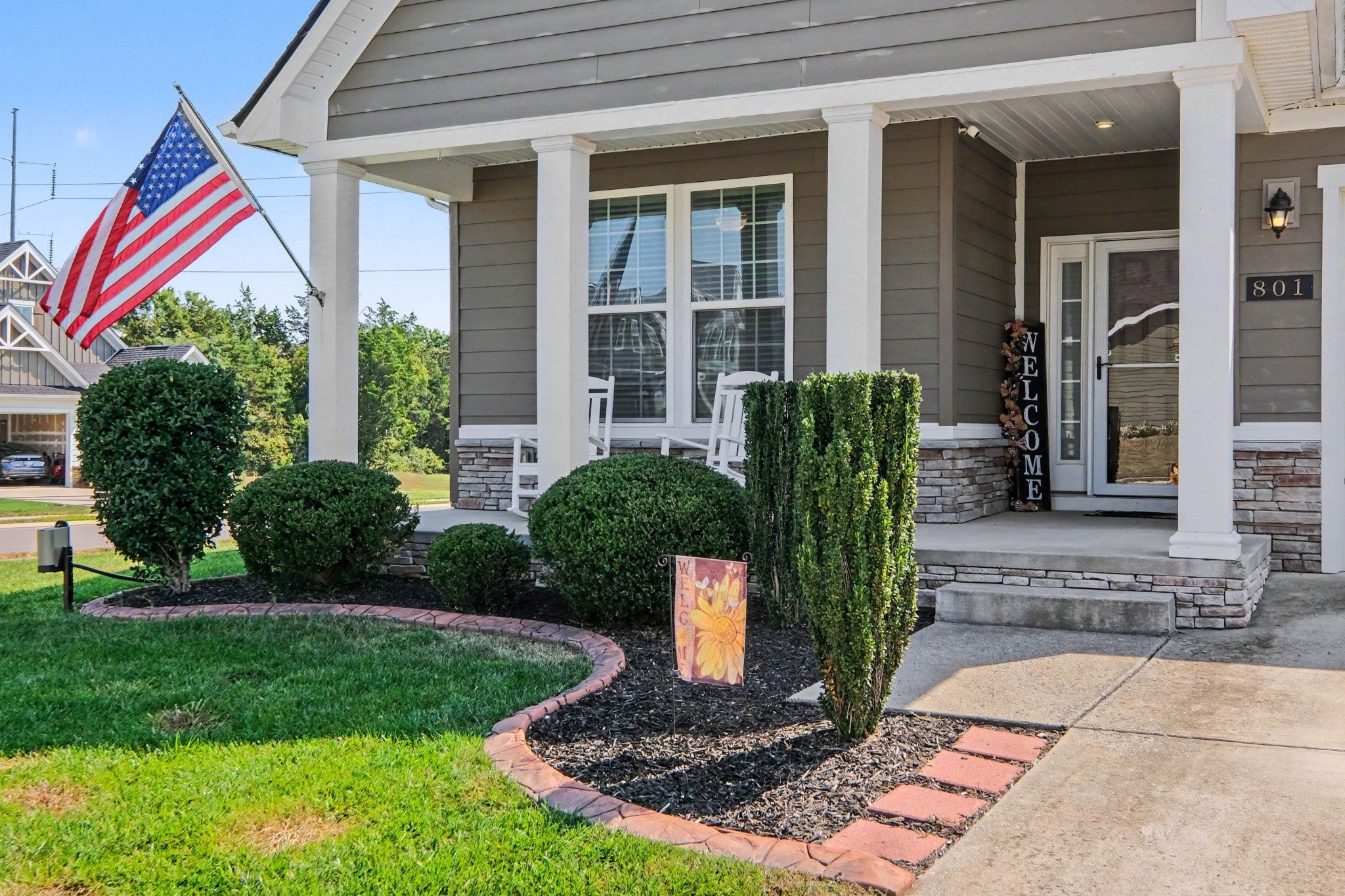 801 Raintree Dr