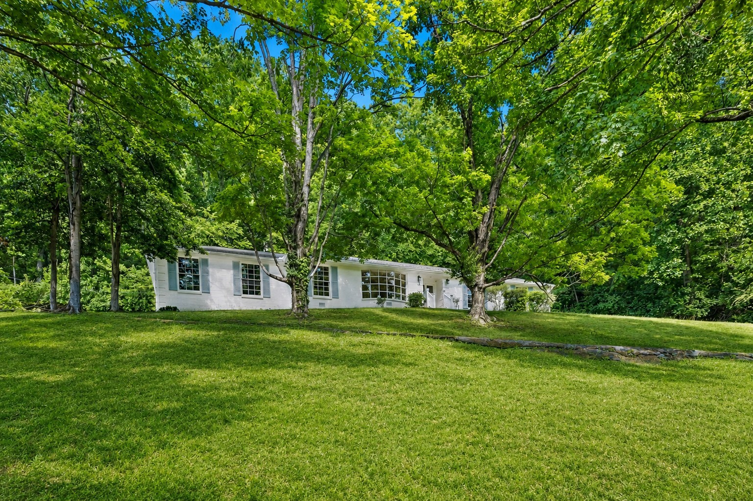 208 Baskin Dr