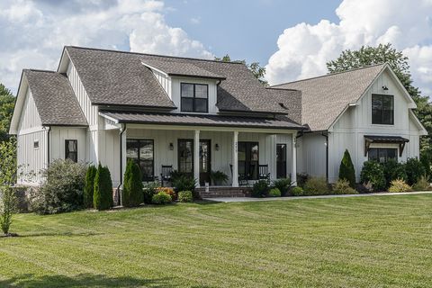 273 Halltown Rd Cottontown TN 37048