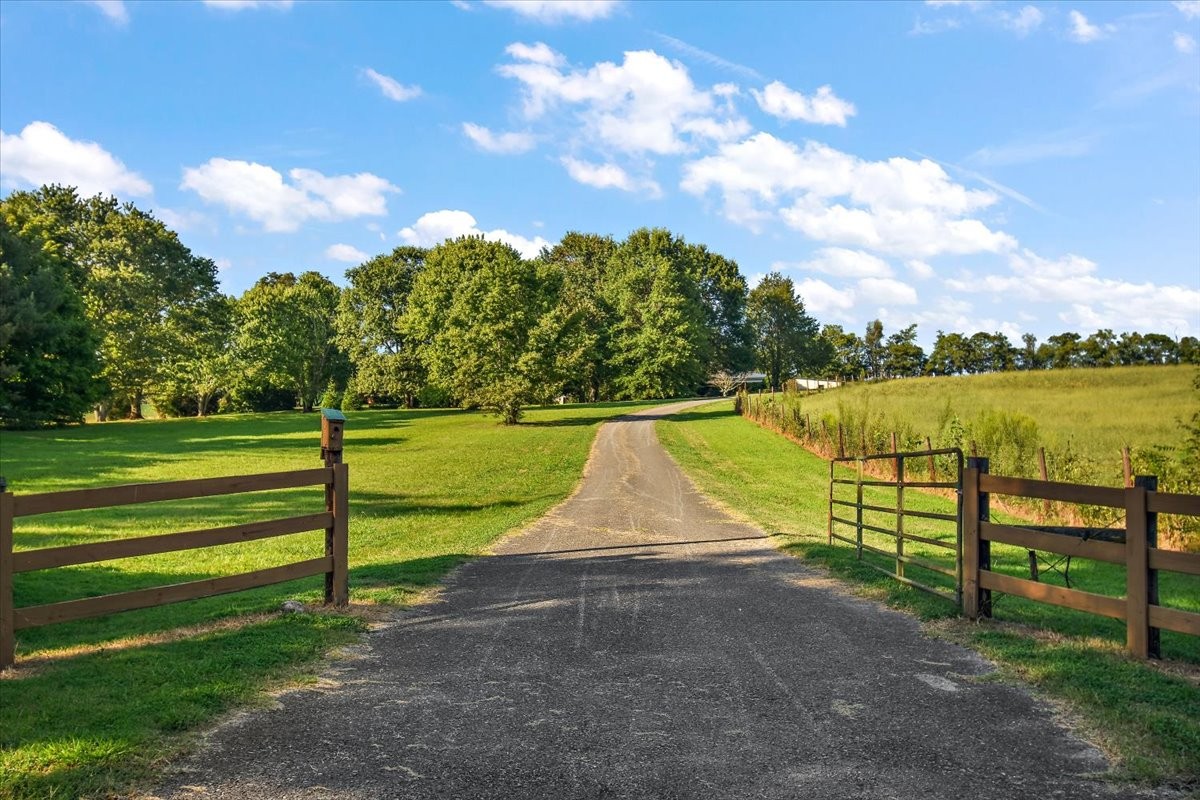 264 Puncheon Camp Rd